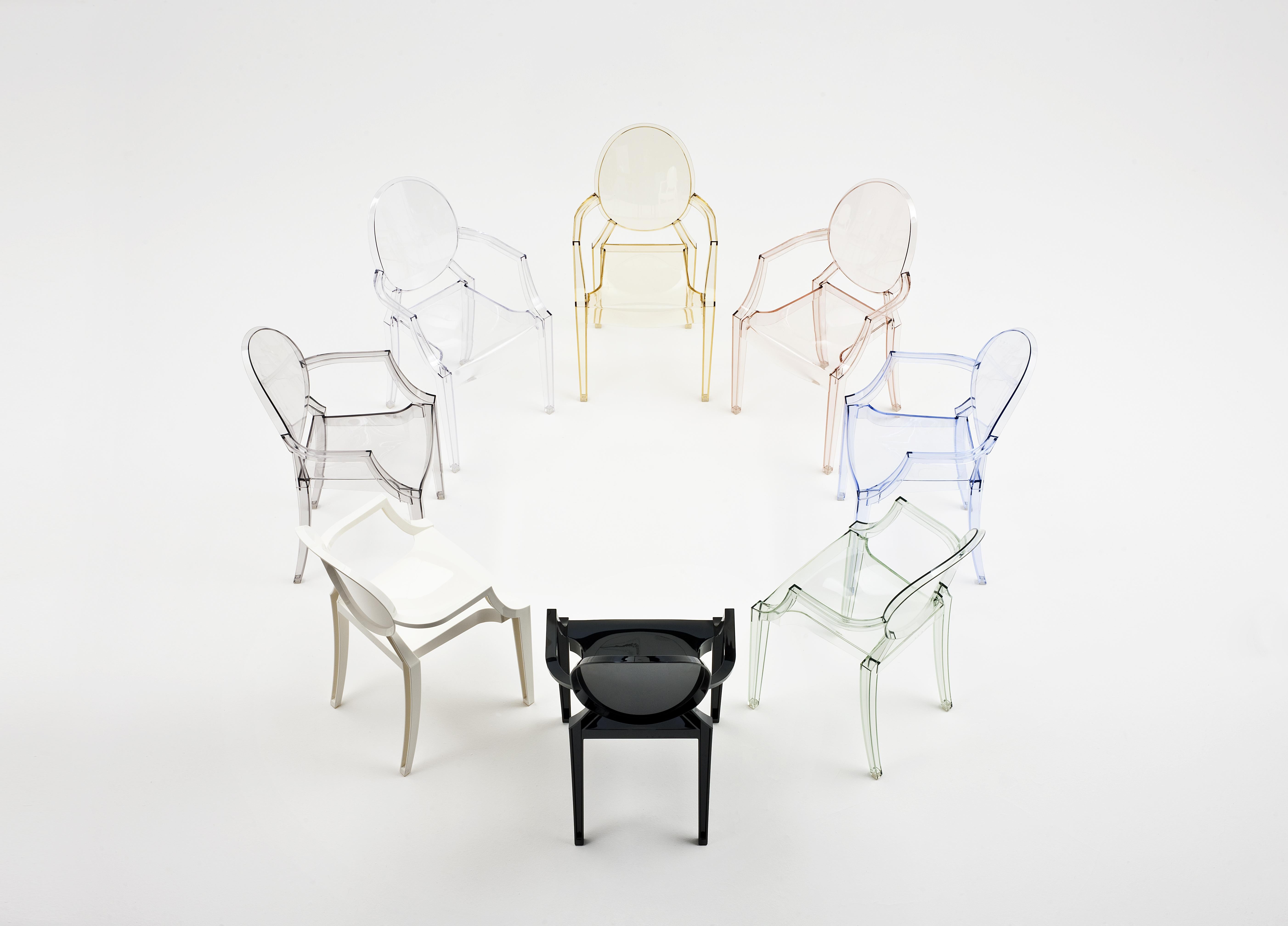 Satz von 4 Kartell  Lou Children's Ghost Chair in glänzendem Schwarz von Philippe Starck im Angebot 9