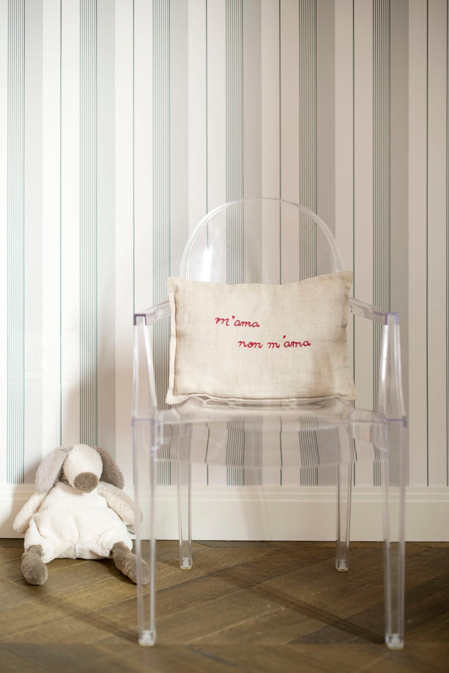 italien Kartell Chaise Ghost pour enfants en rose par Philippe Starck
