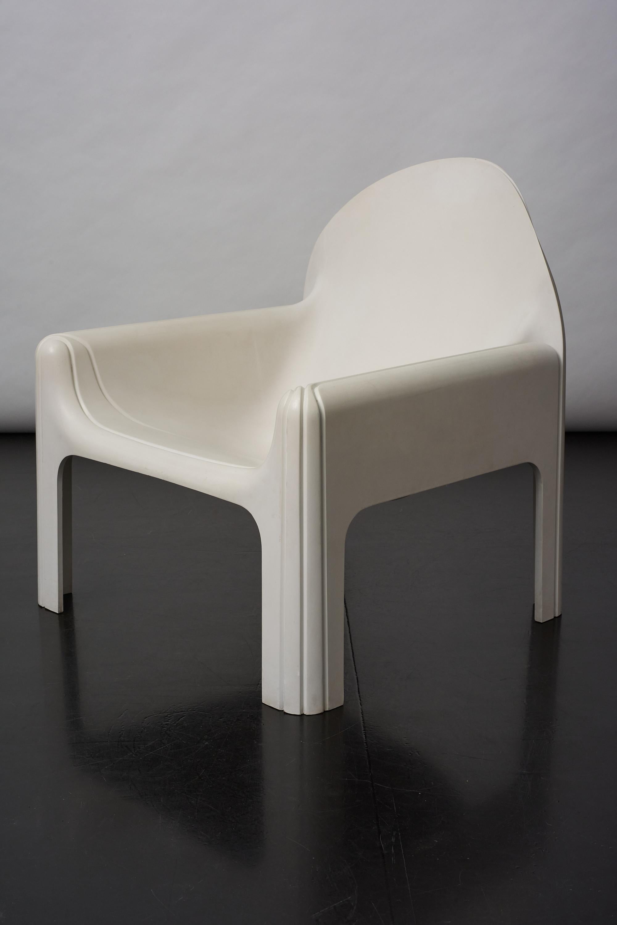 Lounge chair 4794 by Gae Aulenti for Kartell, 1974.
Molded white polyurethane.
This striking design won the Compasso D'oro industrial design award in 1974.
