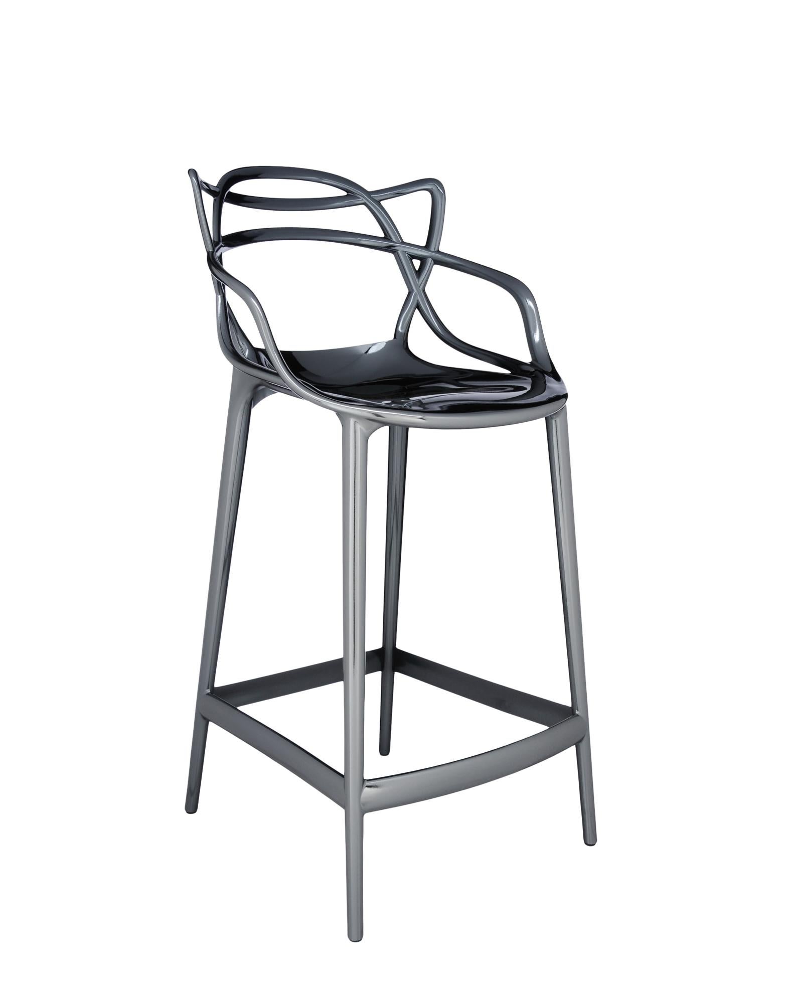 Kartell also offers a stool version of the Masters chair, winner of the Good Design Award 2010 and the Red Dot Award 2013, and a worldwide best seller. The legs are lengthened and the seat is shrunk, but the frame's unmistakable graphic look,