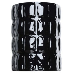 Vase Kartell « Matelasse » en noir de Patricia Urquiola