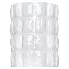 Vase Kartell Matelasse en blanc mat de Patricia Urquiola