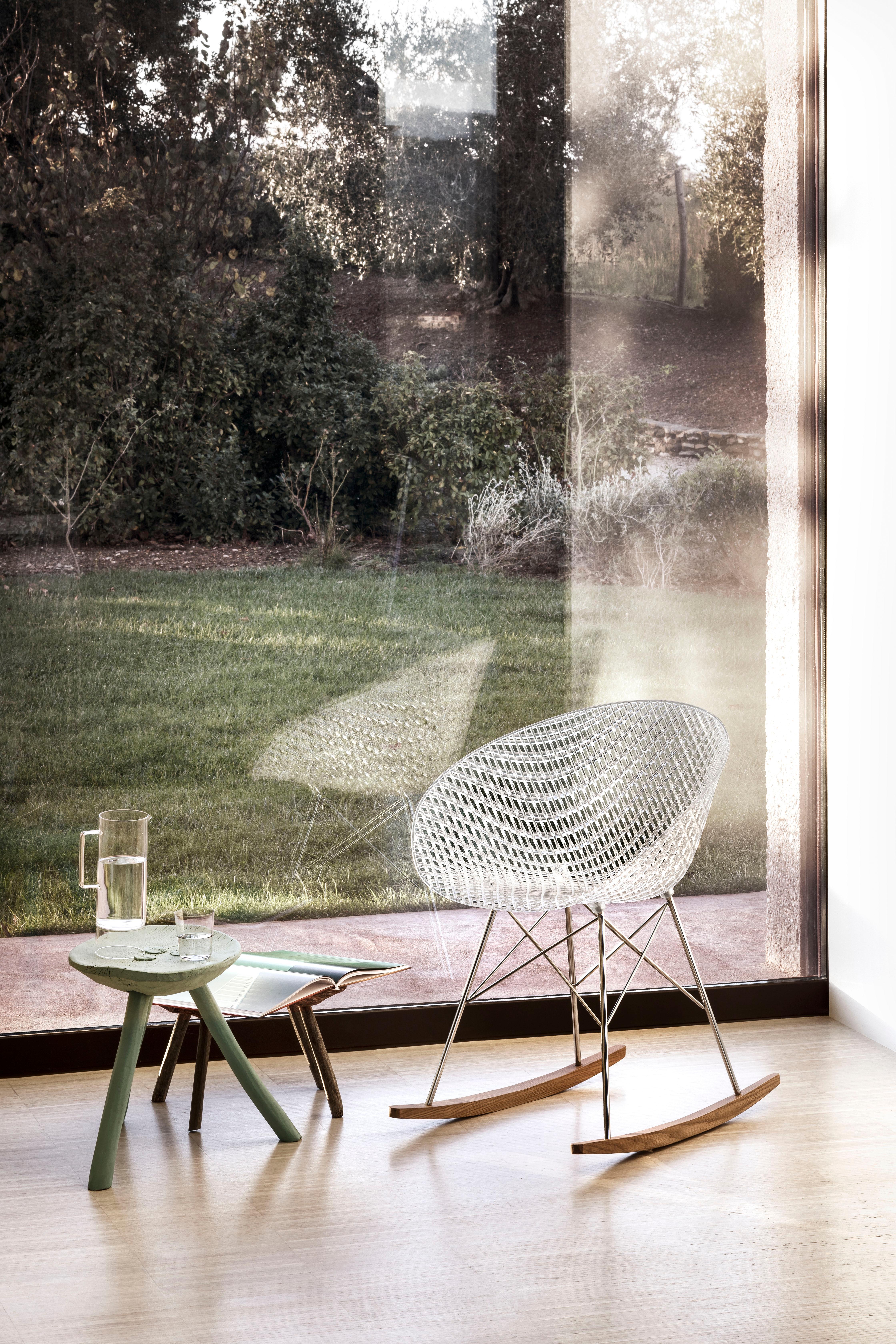 Contemporary Set 2Kartell Smatrik Rocking Chair in White with Chrome Legs by Tokujin Yoshioka For Sale
