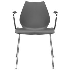 Ensemble de 2 fauteuils Kartell Maui en anthracite par Ludovica et Roberto Palomba