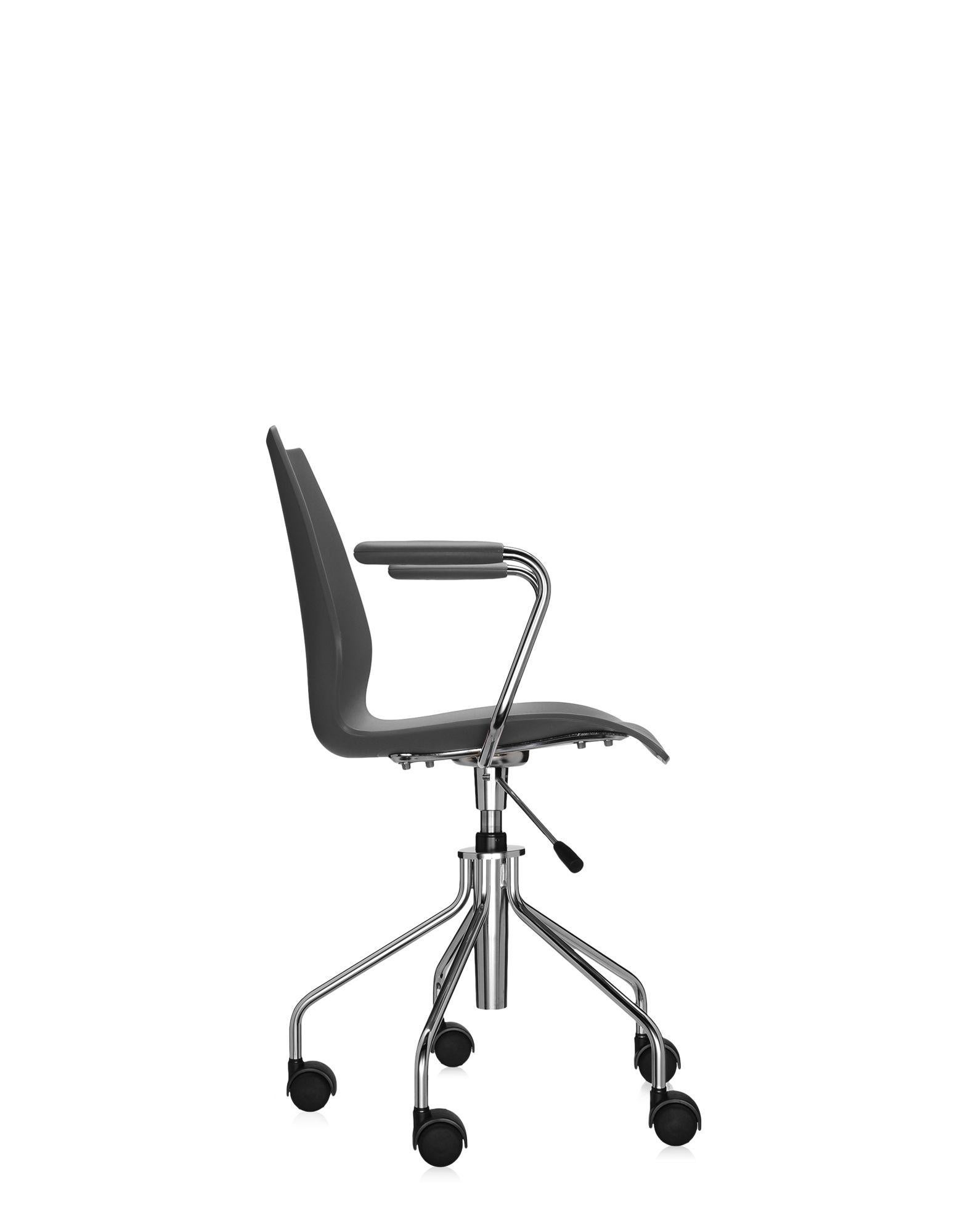 Plastique Chaise pivotante Kartell Maui réglable en anthracite de Vico Magistretti