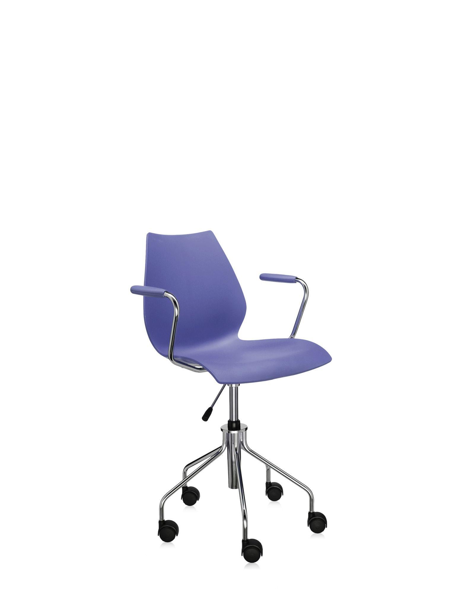 Modern Kartell Maui Swivel Chair Adjustable in Navy Blue by Vico Magistretti