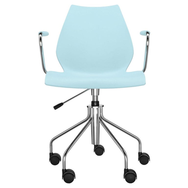 Kartell Maui Swivel Chair Adjustable in Pale Blue by Vico Magistretti For Sale