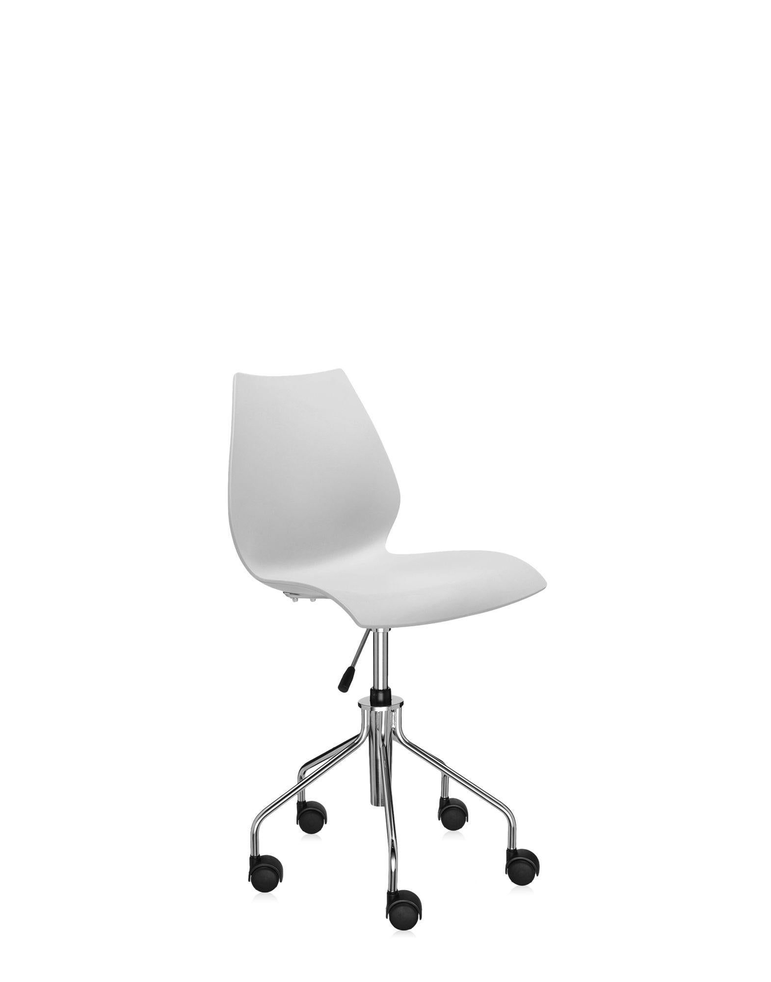 Italian Kartell Maui Swivel Chair Adjustable in Pale Grey by Vico Magistretti