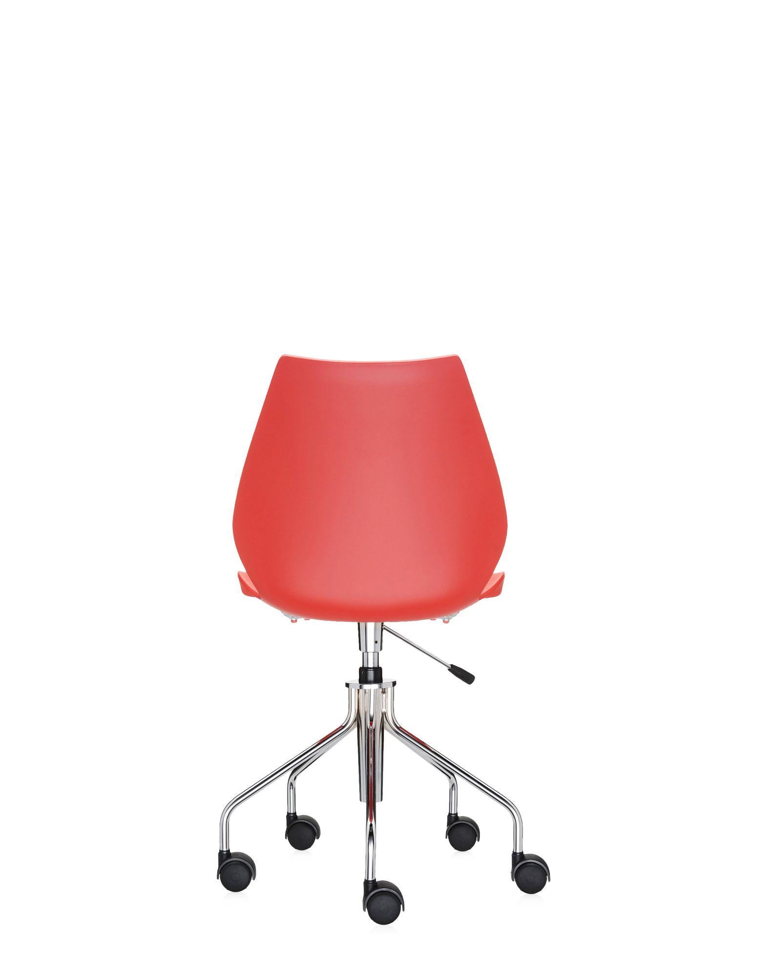 Kartell Maui Swivel Chair Adjustable in Purple Red by Vico Magistretti In New Condition In Brooklyn, NY