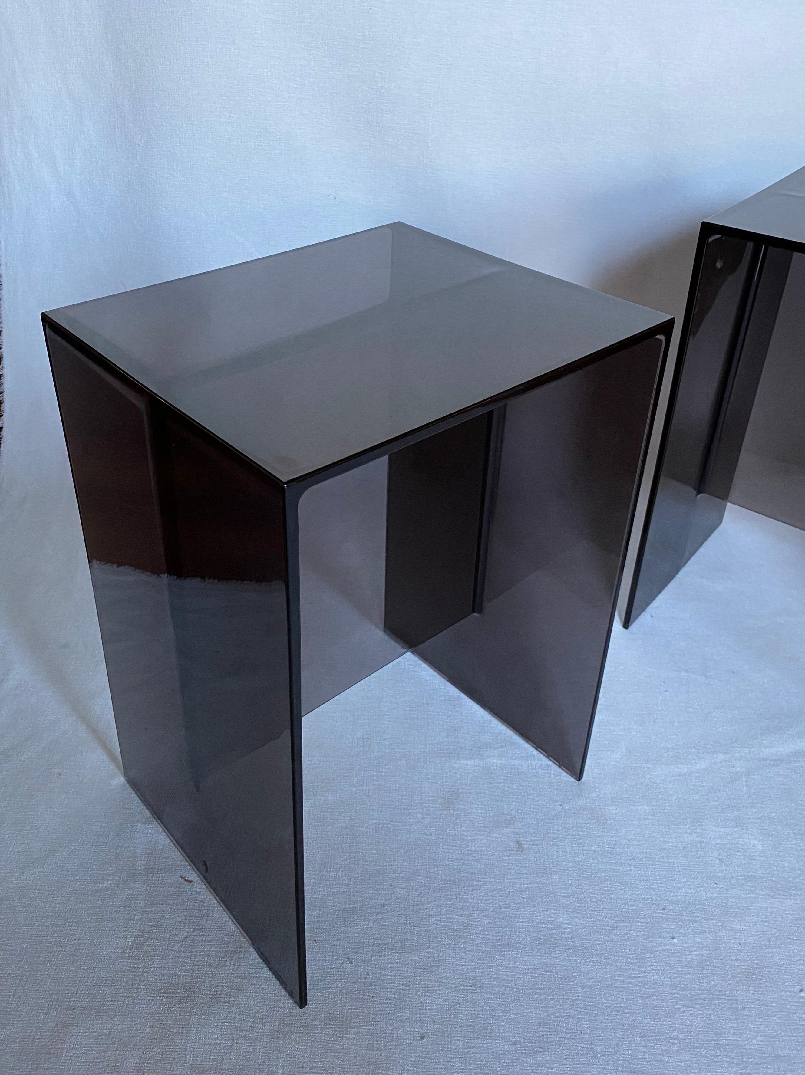Molded Kartell Max-Beam Modern Acrylic Side Tables by Ludovica + Roberto Palomb, Italy For Sale