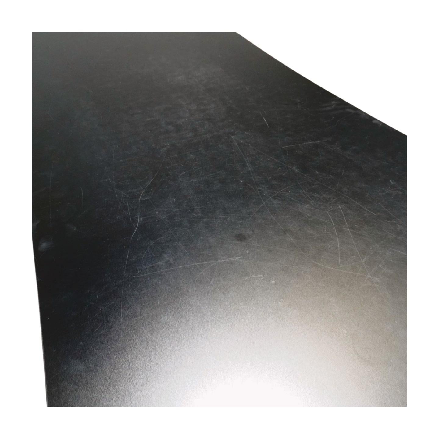 Metal Kartell 