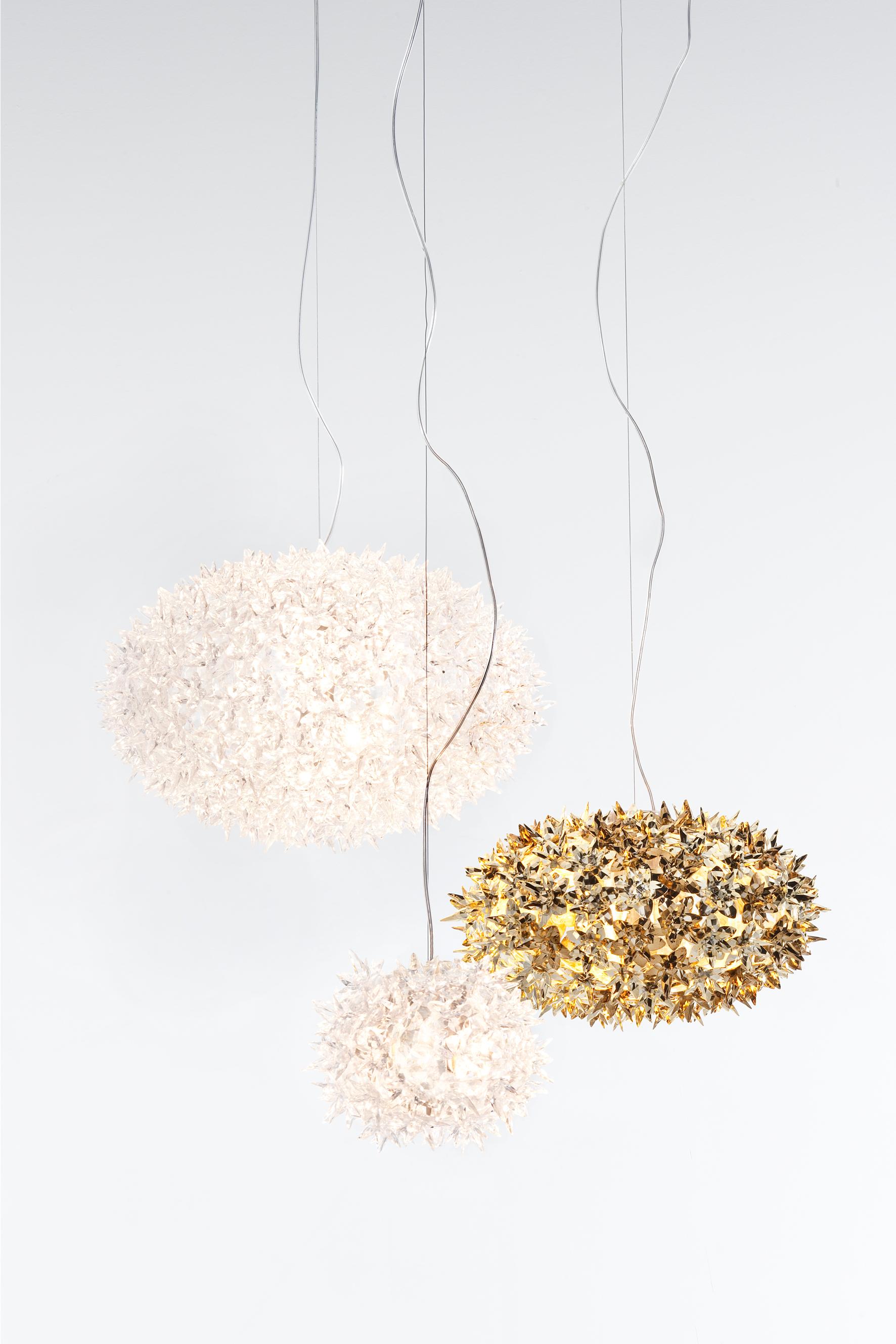 XXIe siècle et contemporain Lampe à suspension Kartell en cristal en forme de fleur moyenne de Ferruccio Laviani en vente