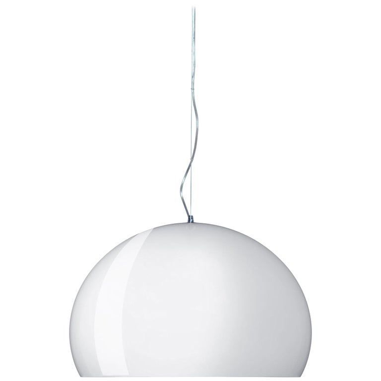 Kartell Medium FL/Y Pendant Light in Glossy White by Ferruccio Laviani For  Sale at 1stDibs | kartell fly pendant, kartell fly ceiling light, kartell  pendant light