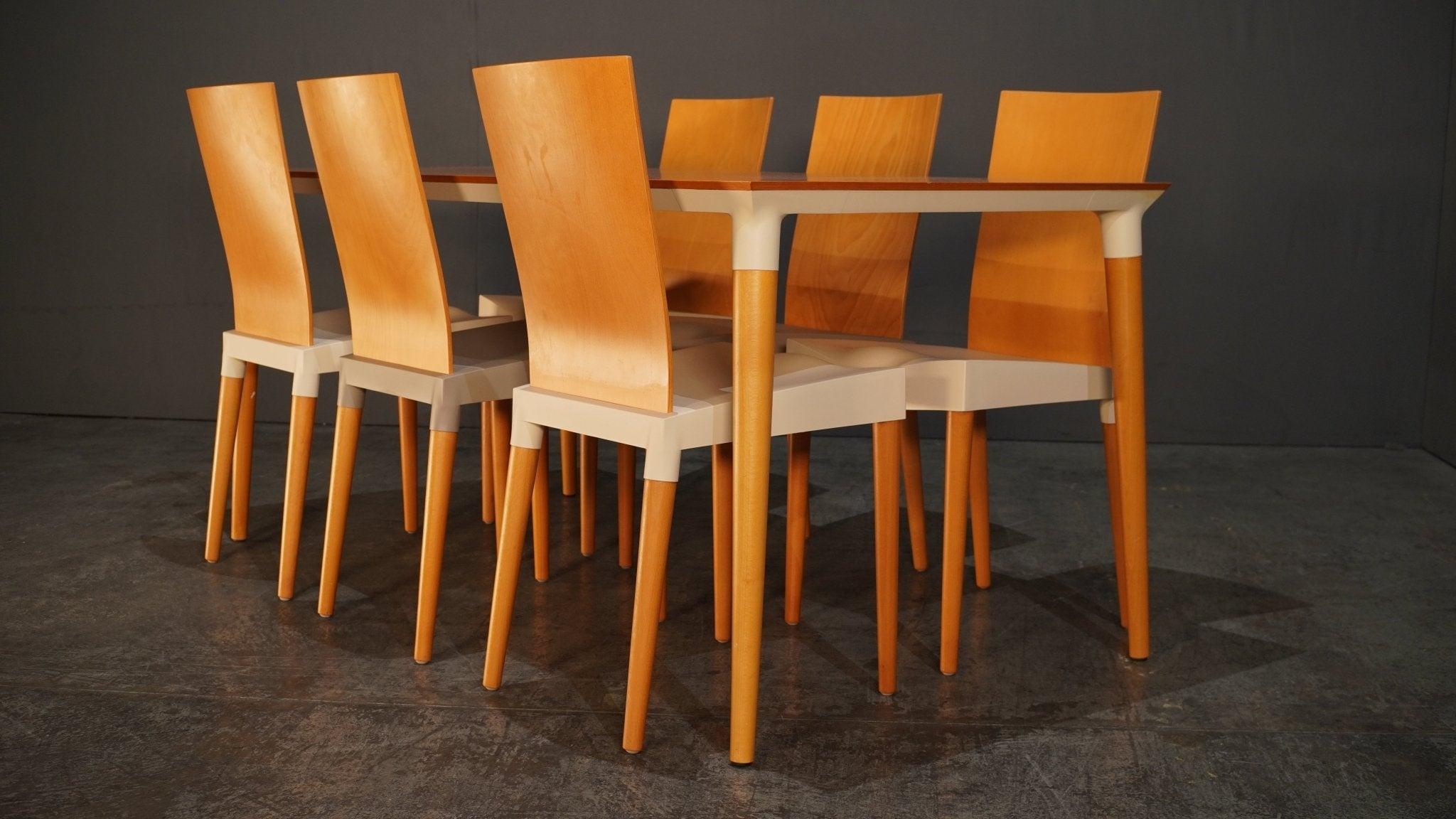Table de salle à manger Kartell Miss Trip de Philippe Starck 3