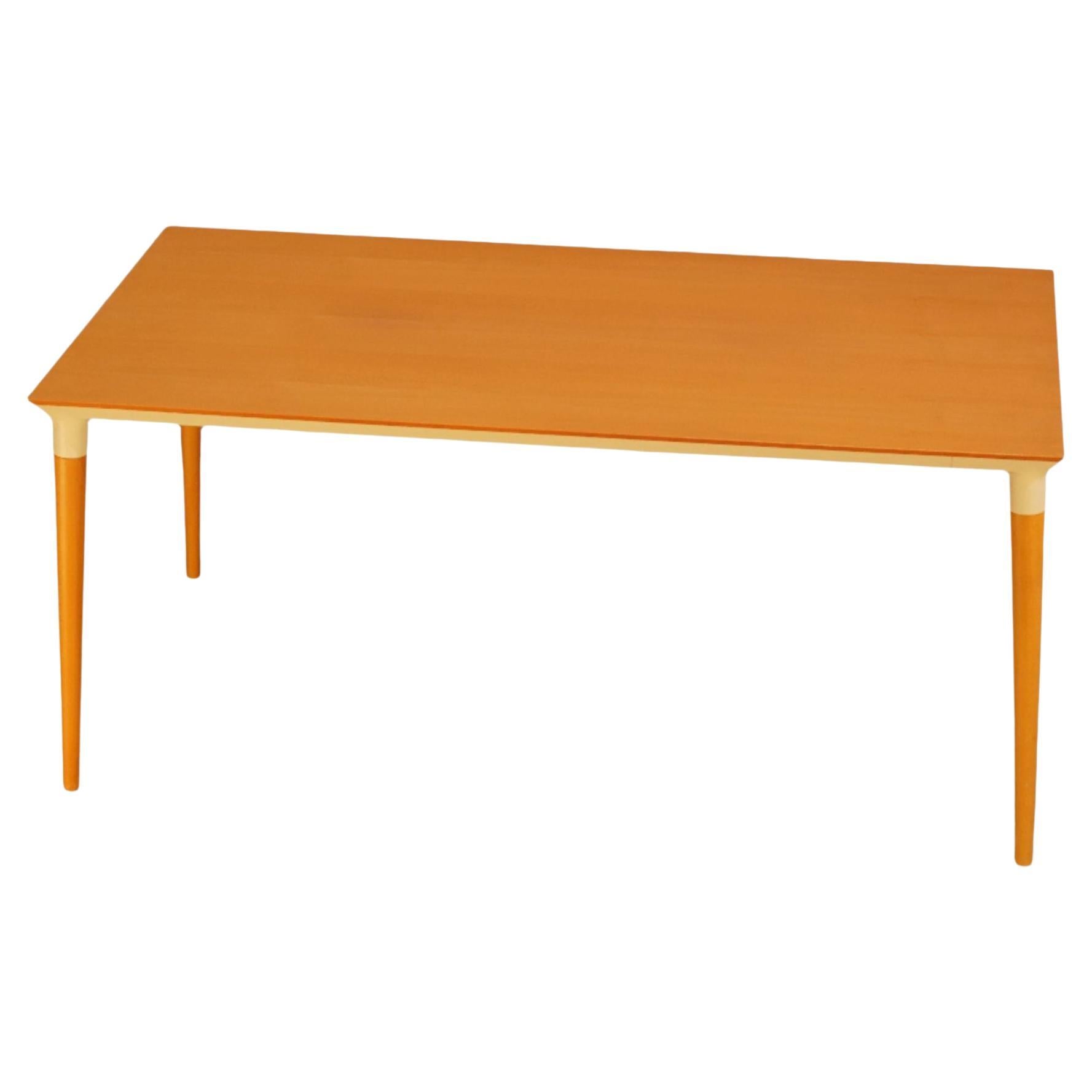 Table de salle à manger Kartell Miss Trip de Philippe Starck