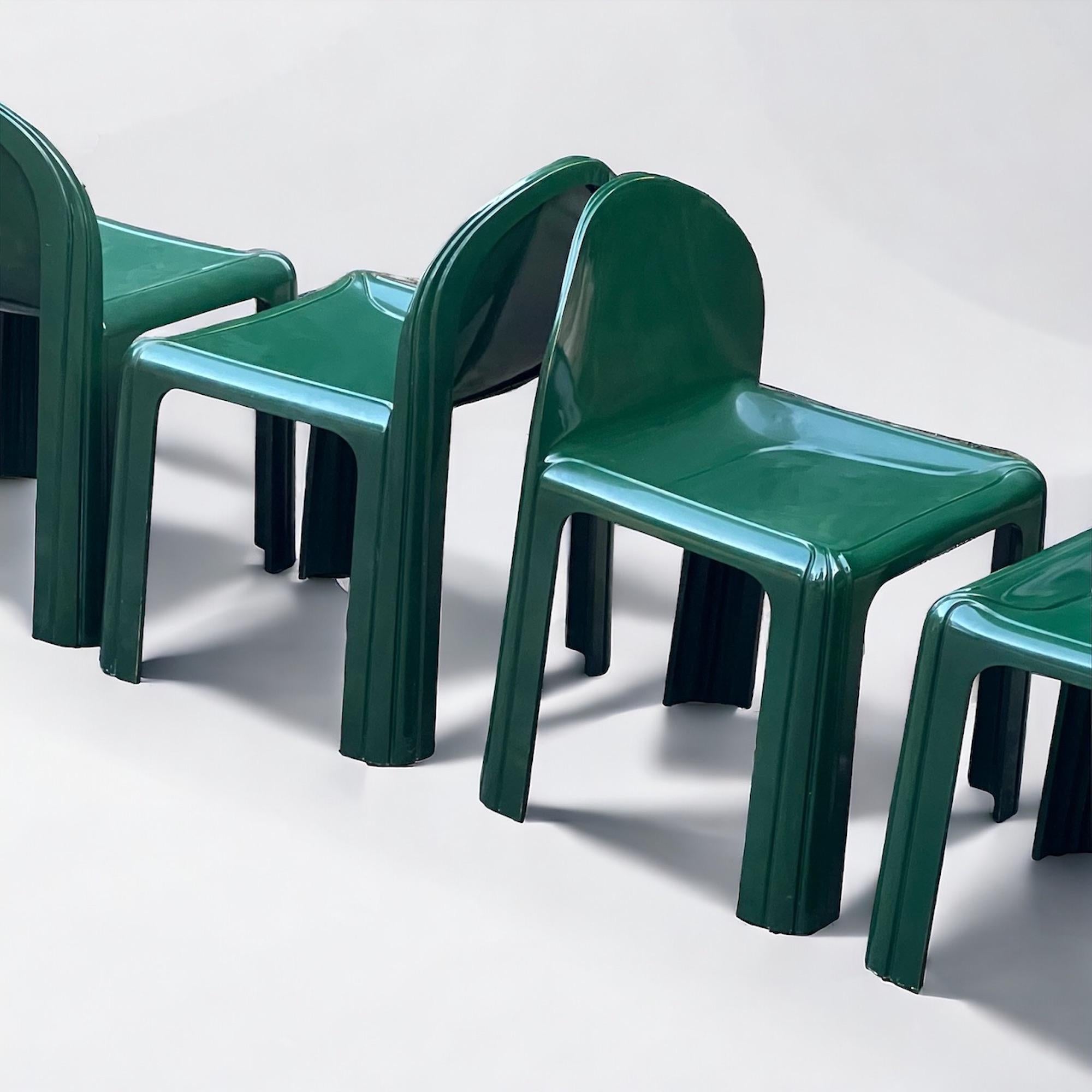 Italian Kartell Model 4854 Chairs by Gae Aulenti, 1960s - Set of 4 - Emerald Green Resin For Sale