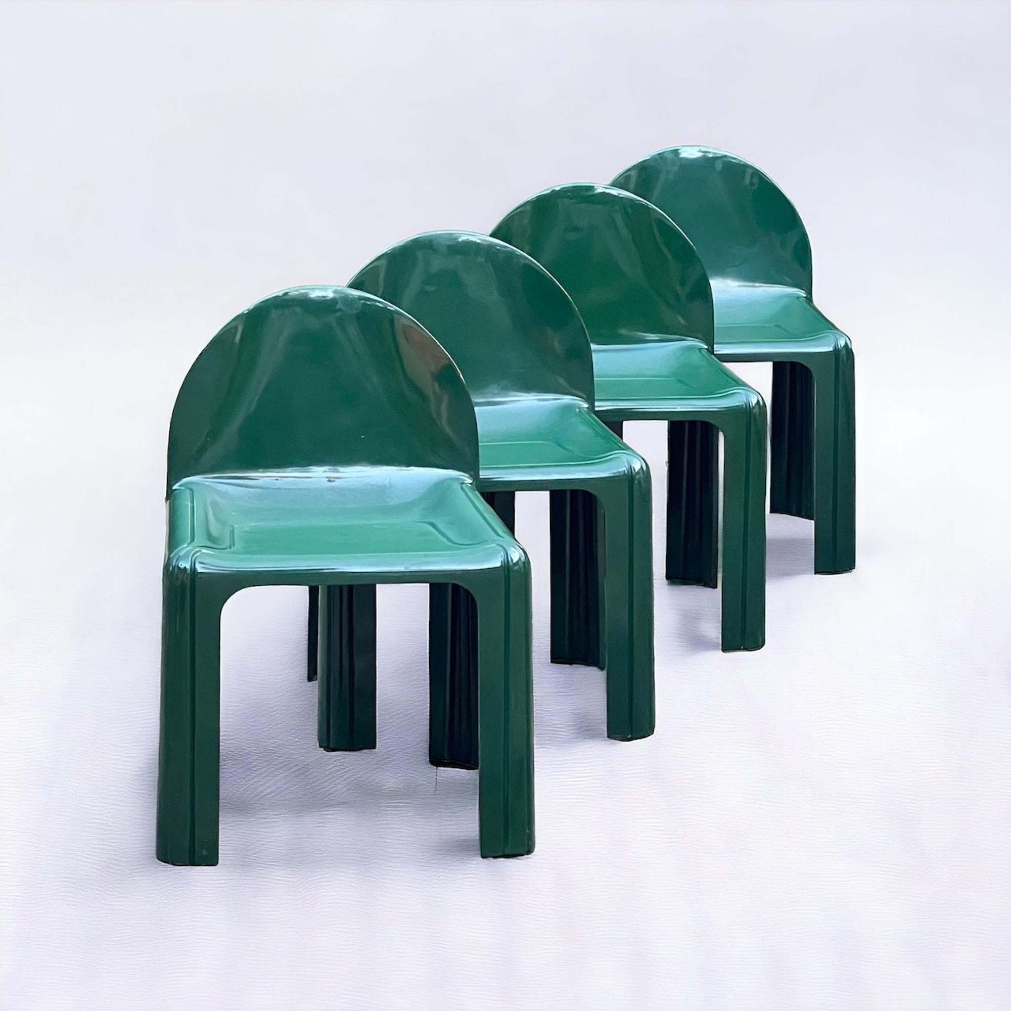 Mid-20th Century Kartell Model 4854 Chairs by Gae Aulenti, 1960s - Set of 4 - Emerald Green Resin For Sale