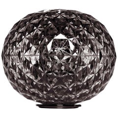 Lampe Kartell Planet en fume de Tokujin Yoshioka