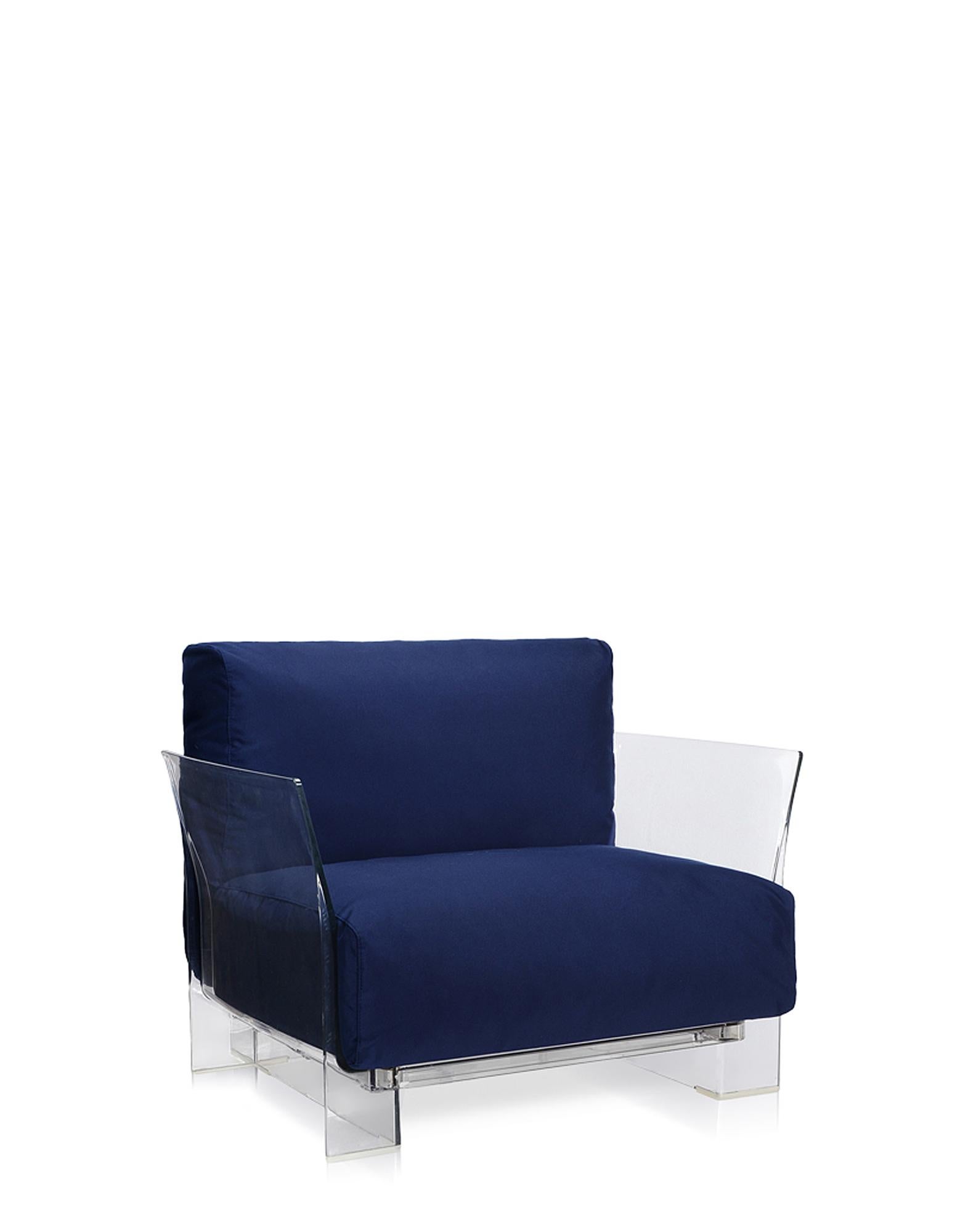 Pop outdoor is the modular sofa with evanescent profiles characterised by large seat and backrest cushions which make it soft and comfortable, made with fabrics conceived specifically for outdoor use. 
The Pop collection is completed by an armchair