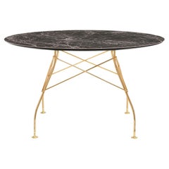Runder, glänzender Kartell Tisch aus braunem Emperador-Marmor von Antonio Citterio
