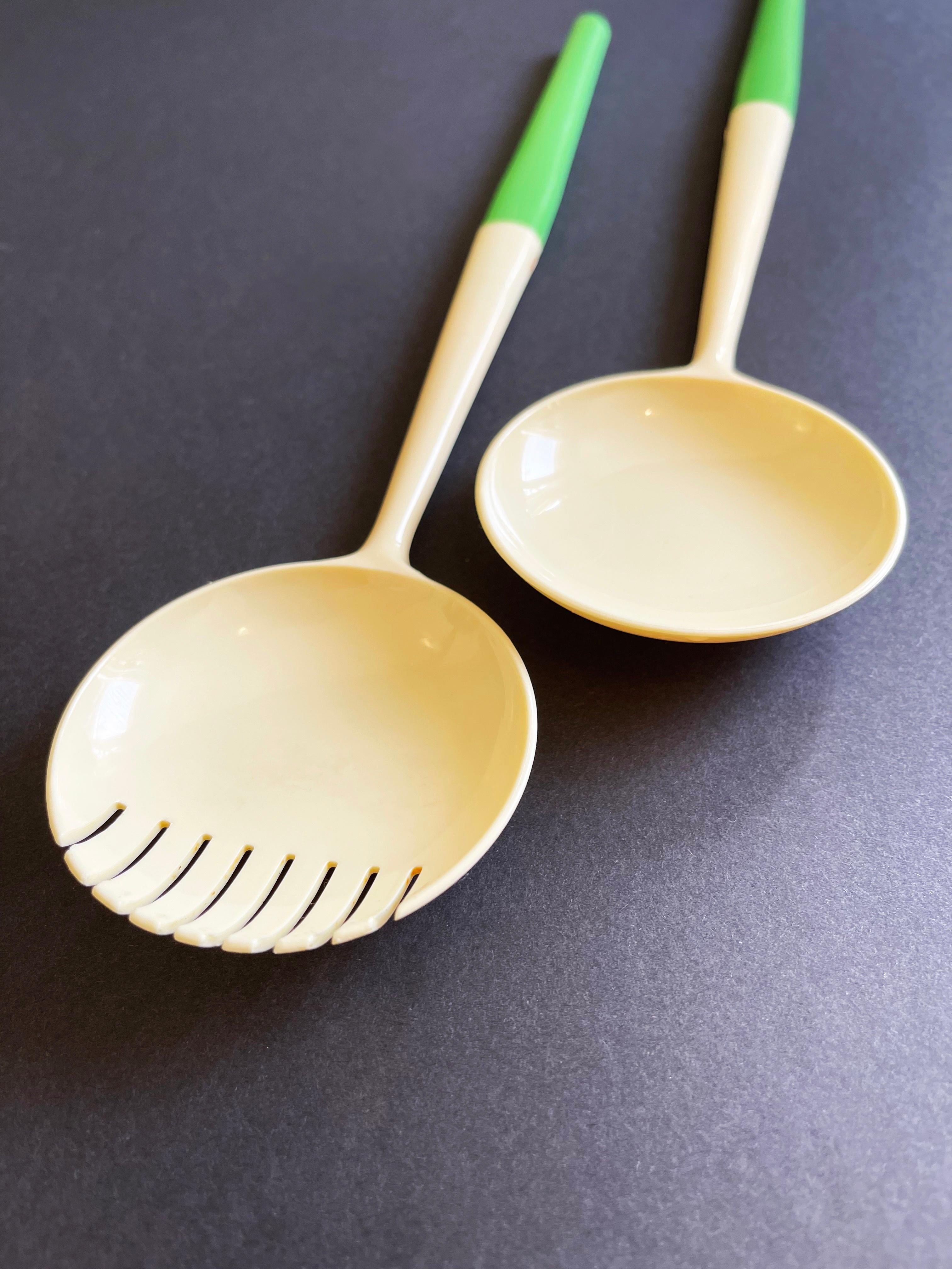 Kartell Salad Spoon & Fork Casalinghi, 1958 Design, Gino Colombini, Milan, Italy In Good Condition For Sale In Andernach, DE