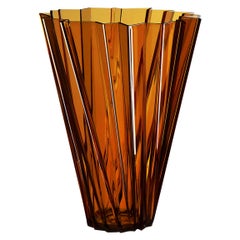 Kartell Shanghai-Vase in Bernstein von Mario Bellini