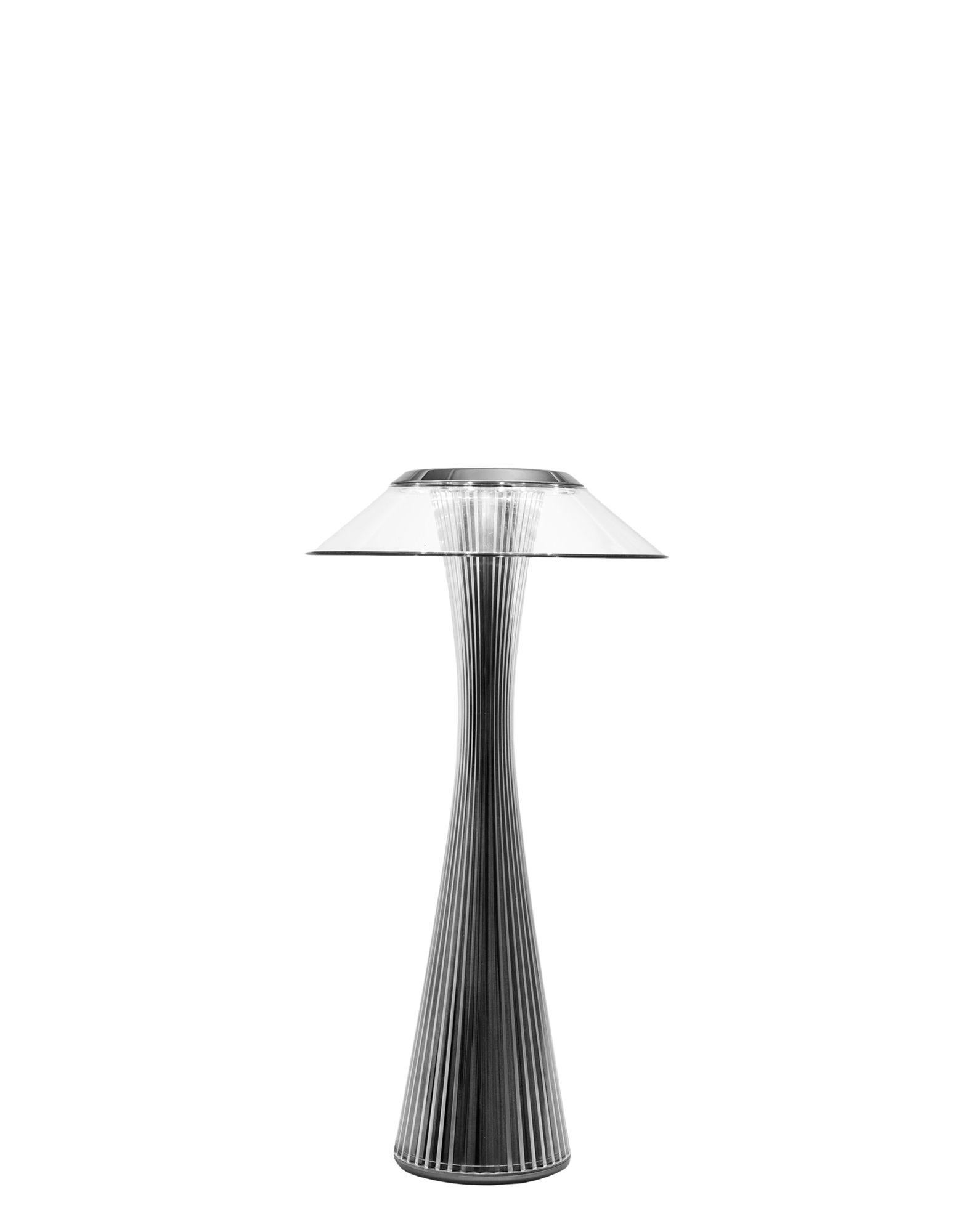 Kartell Space Lampe aus Titan mit klarem Schirm von Adam Tihany (Moderne) im Angebot