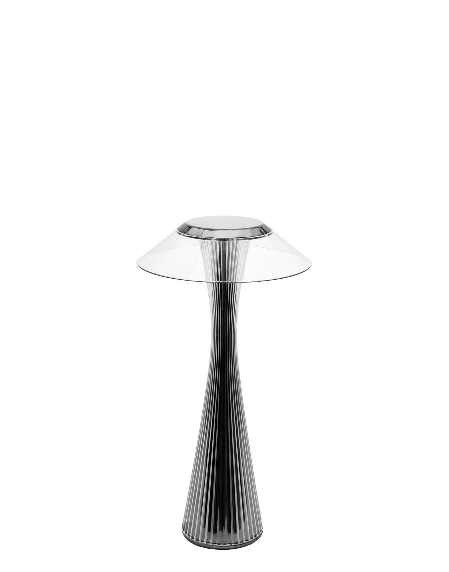 Kartell Space Lampe aus Titan mit klarem Schirm von Adam Tihany (Italienisch) im Angebot