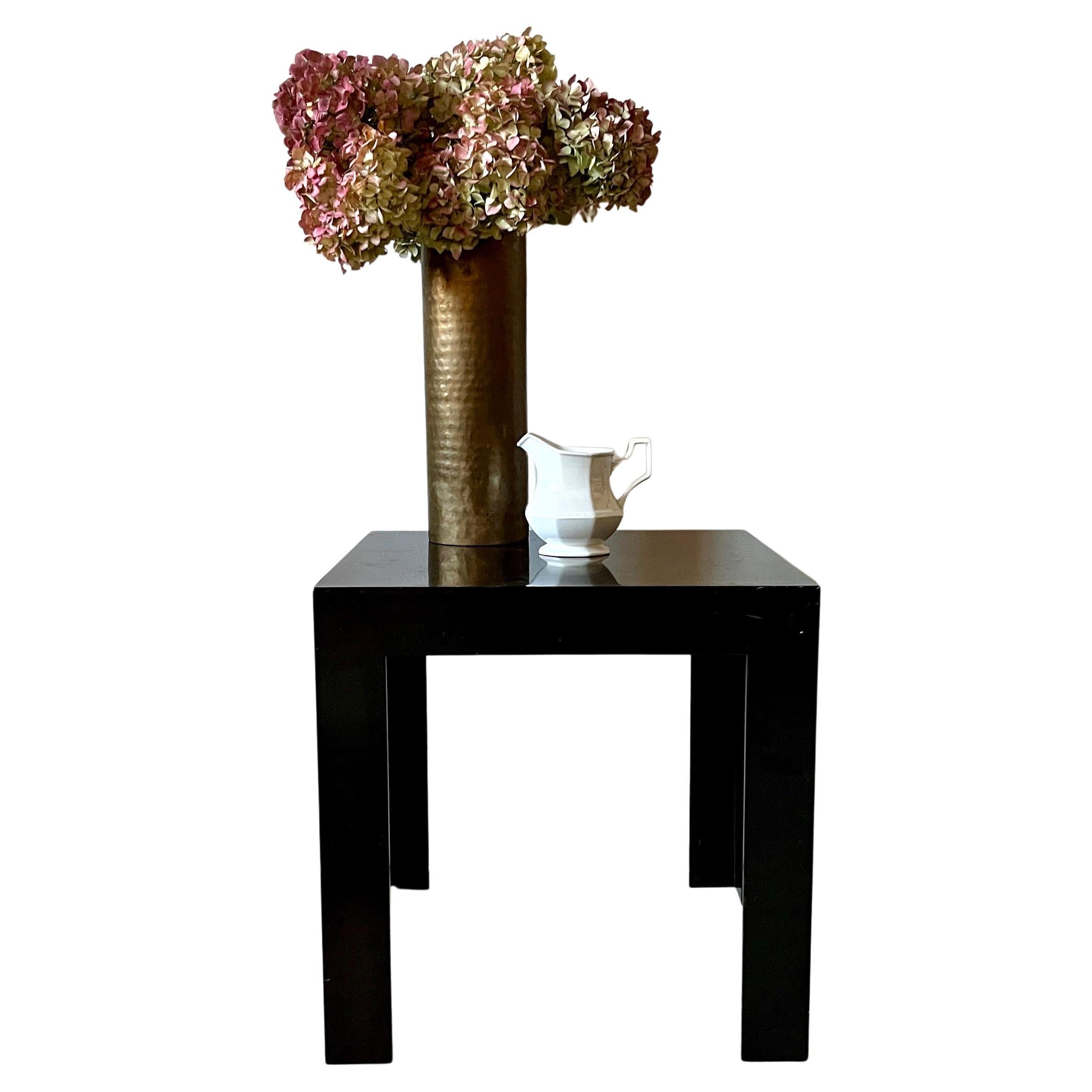 Kartell-Stil Schwarz Acryl Parsons Stil Beistelltisch, quadratisch, Vintage im Angebot