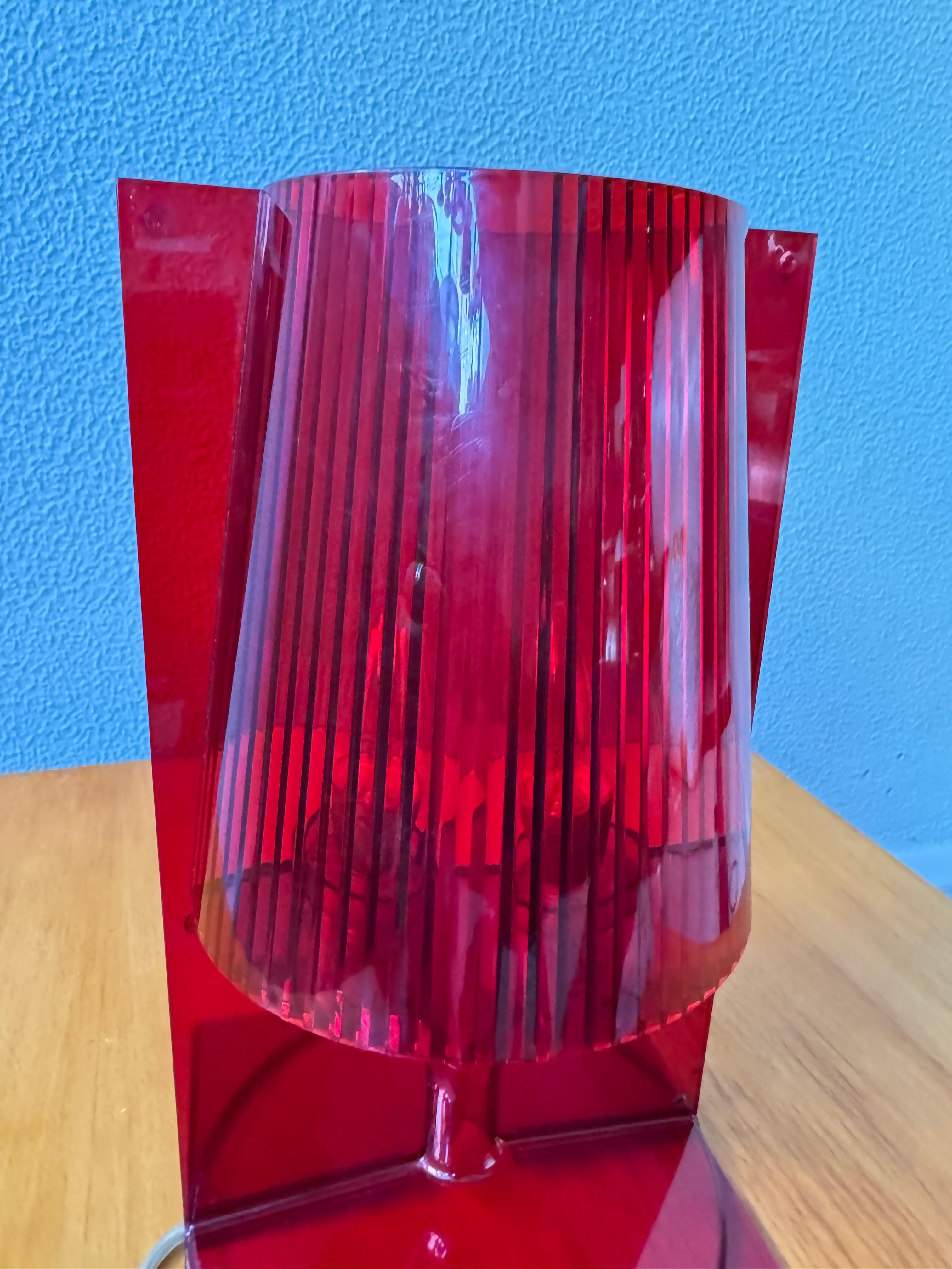 Kartell Lampada da tavolo Ferruccio Laviani Rosso Policarbonato Trasparente 2003 in vendita 3