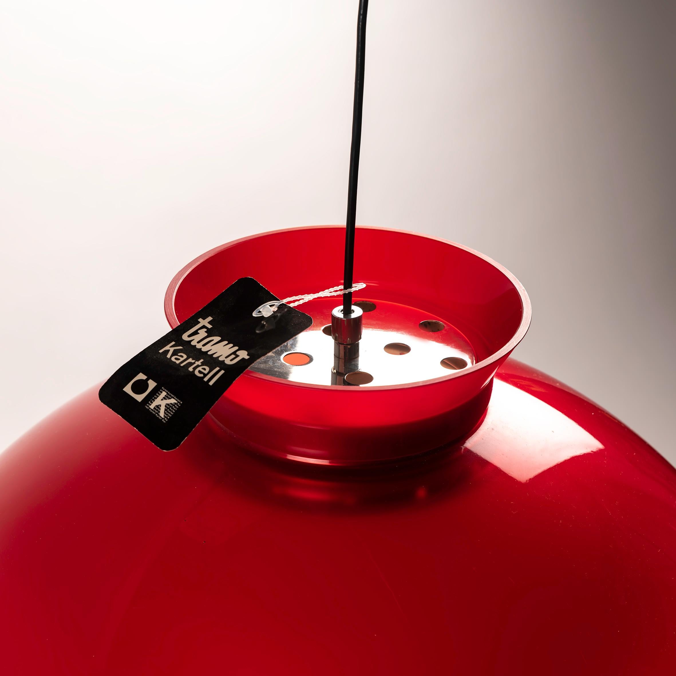 Espagnol Lampe à suspension Kartell/Tramo KD6 conçue par Achille & Piergiacomo Castiglioni en vente