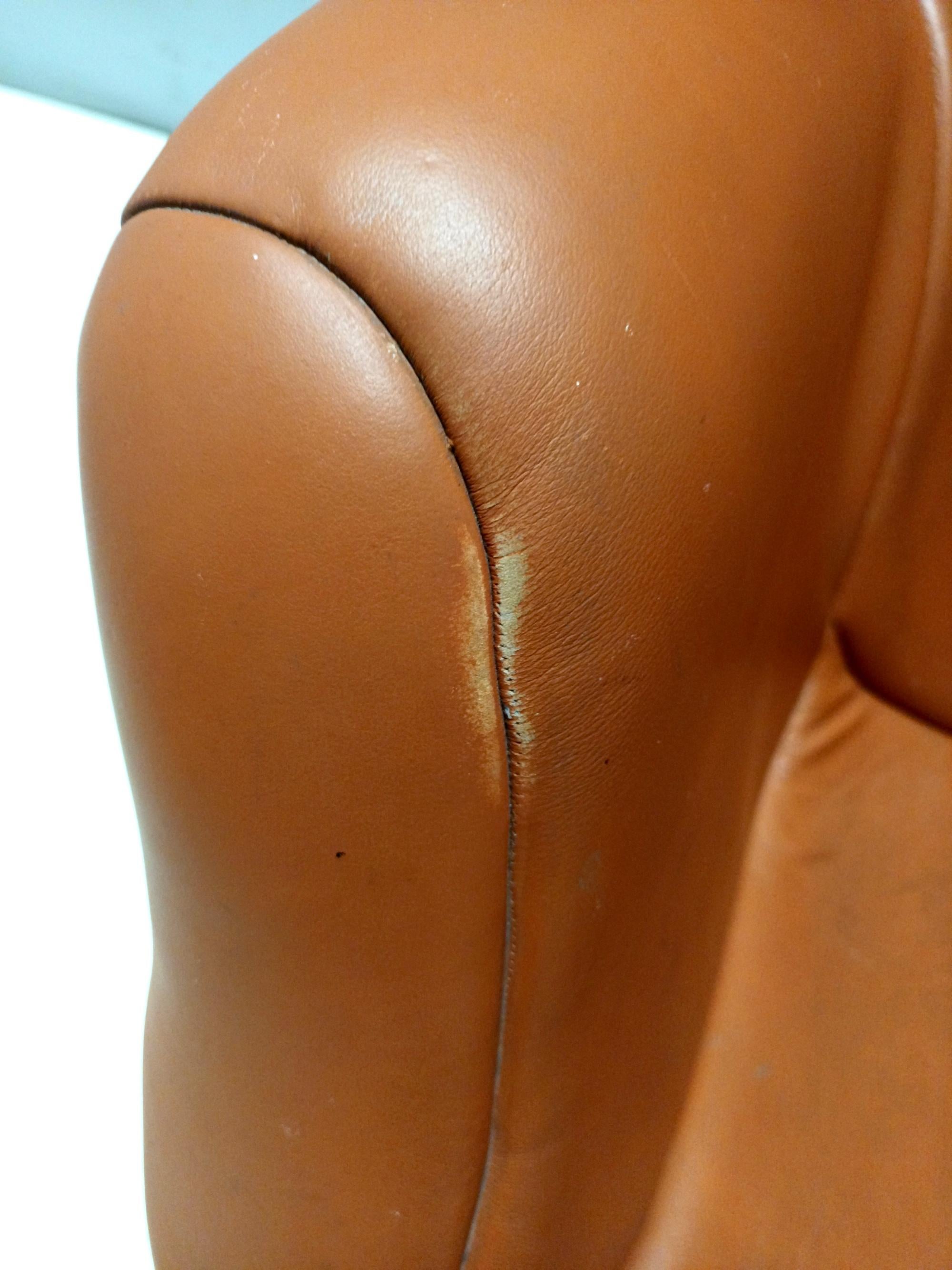 Karuselli Lounge Chair by Yrjö Kukkapuro for Haimi in Orange Leather, 1970s For Sale 5