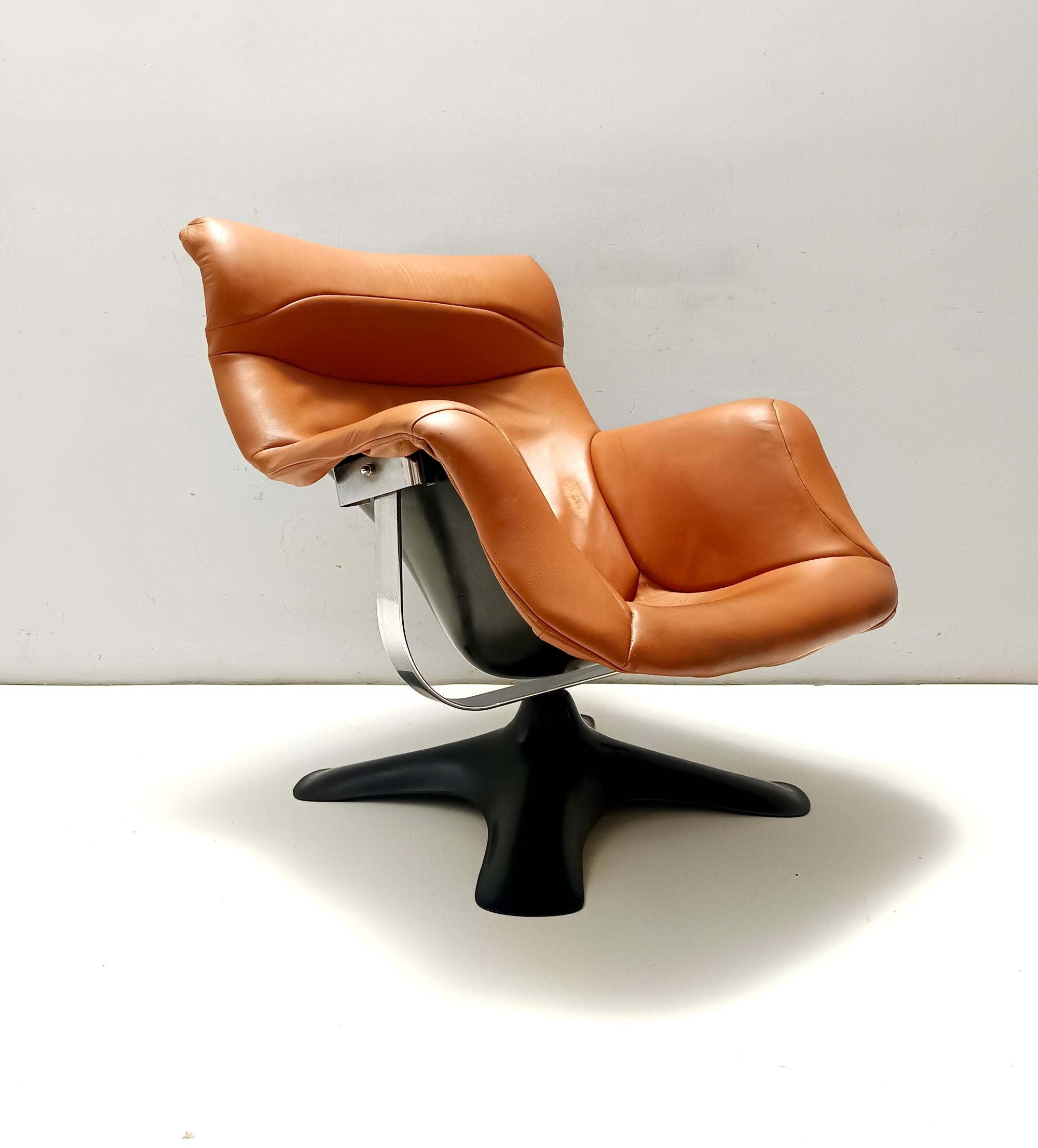 Finnish Karuselli Lounge Chair by Yrjö Kukkapuro for Haimi in Orange Leather, 1970s For Sale