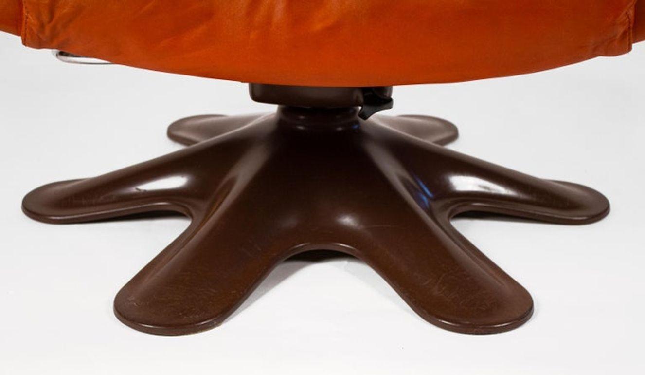Karuselli Tilt & Swivel Lounge Chair by Yrjo Kukkapuro for Haimi Finland 1960s For Sale 4