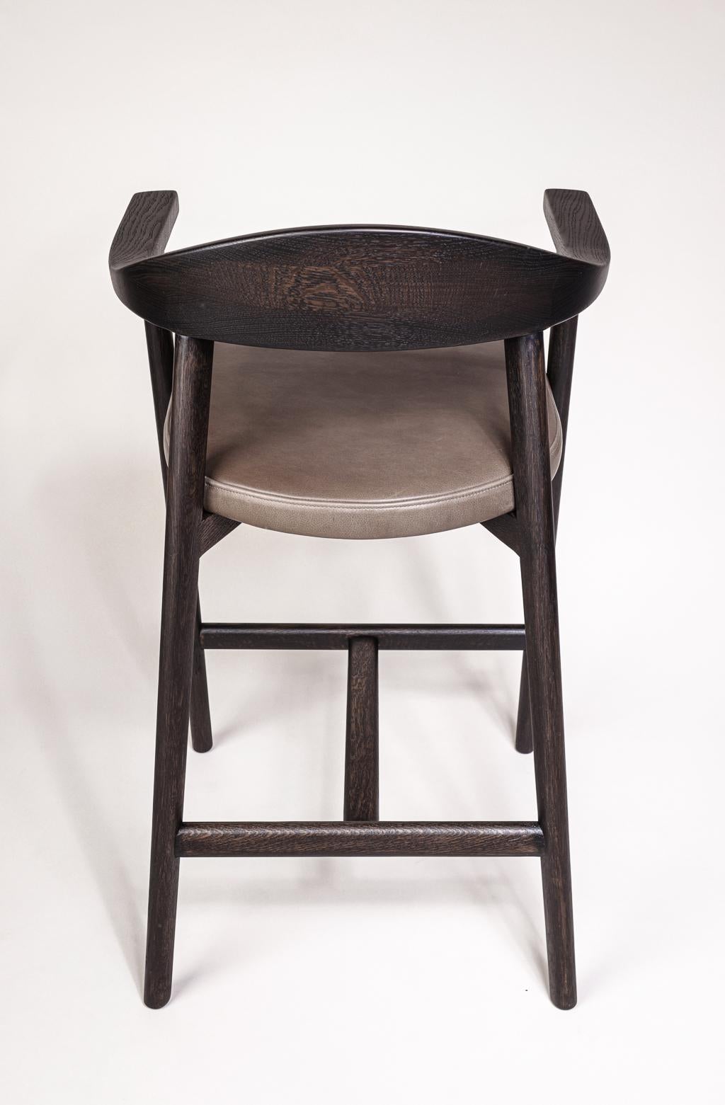 American Craftsman Karve Counter Stool, Bespoke Counter Stool in Solid Oak & Leather For Sale