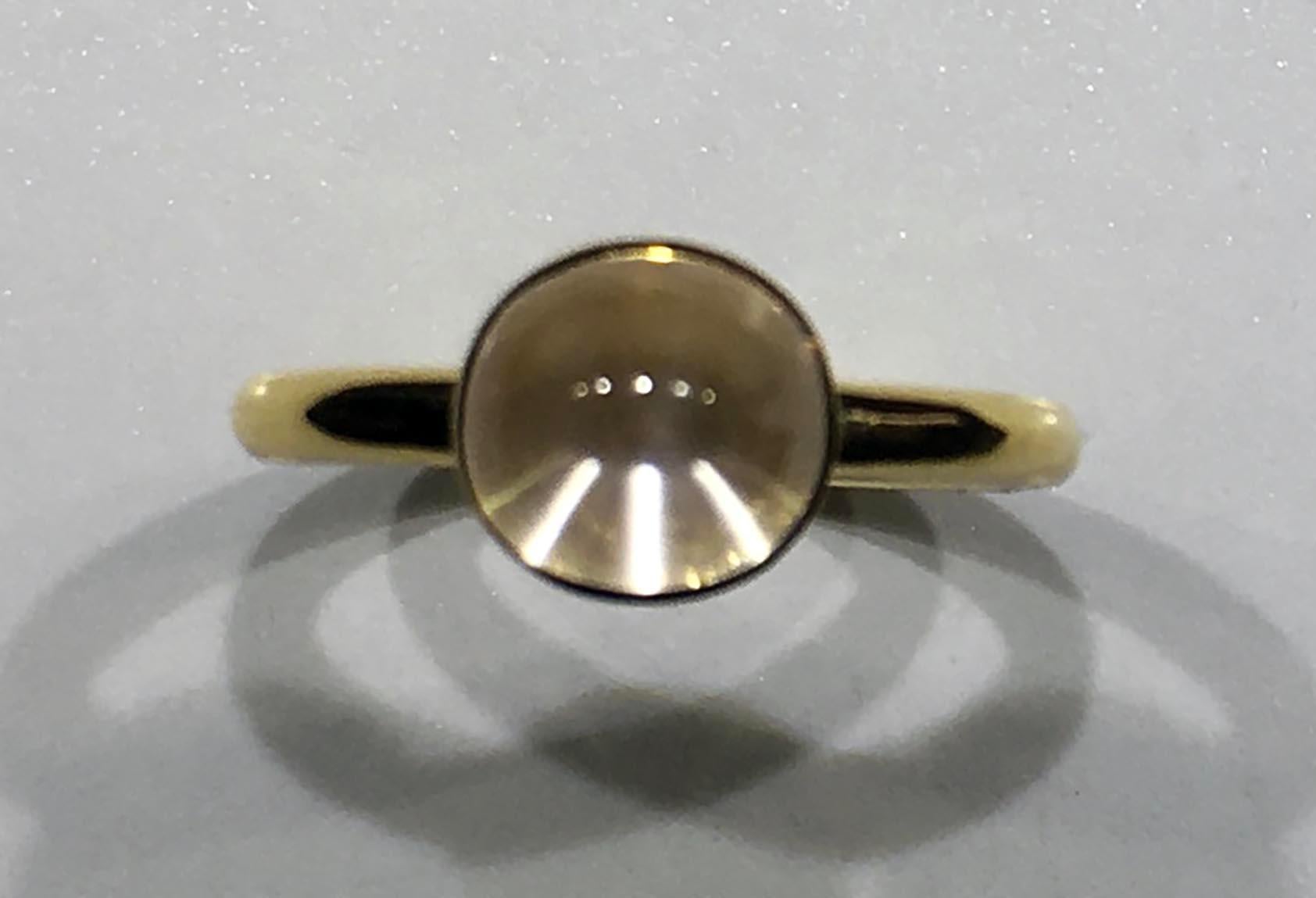 A Burmese Moonstone Ring Set in 14 Karat Gold For Sale 1