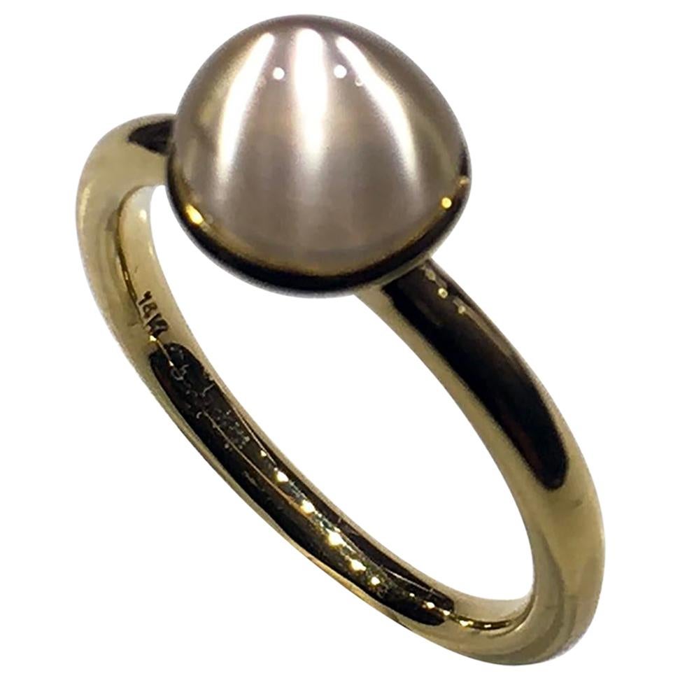 A Burmese Moonstone Ring Set in 14 Karat Gold For Sale
