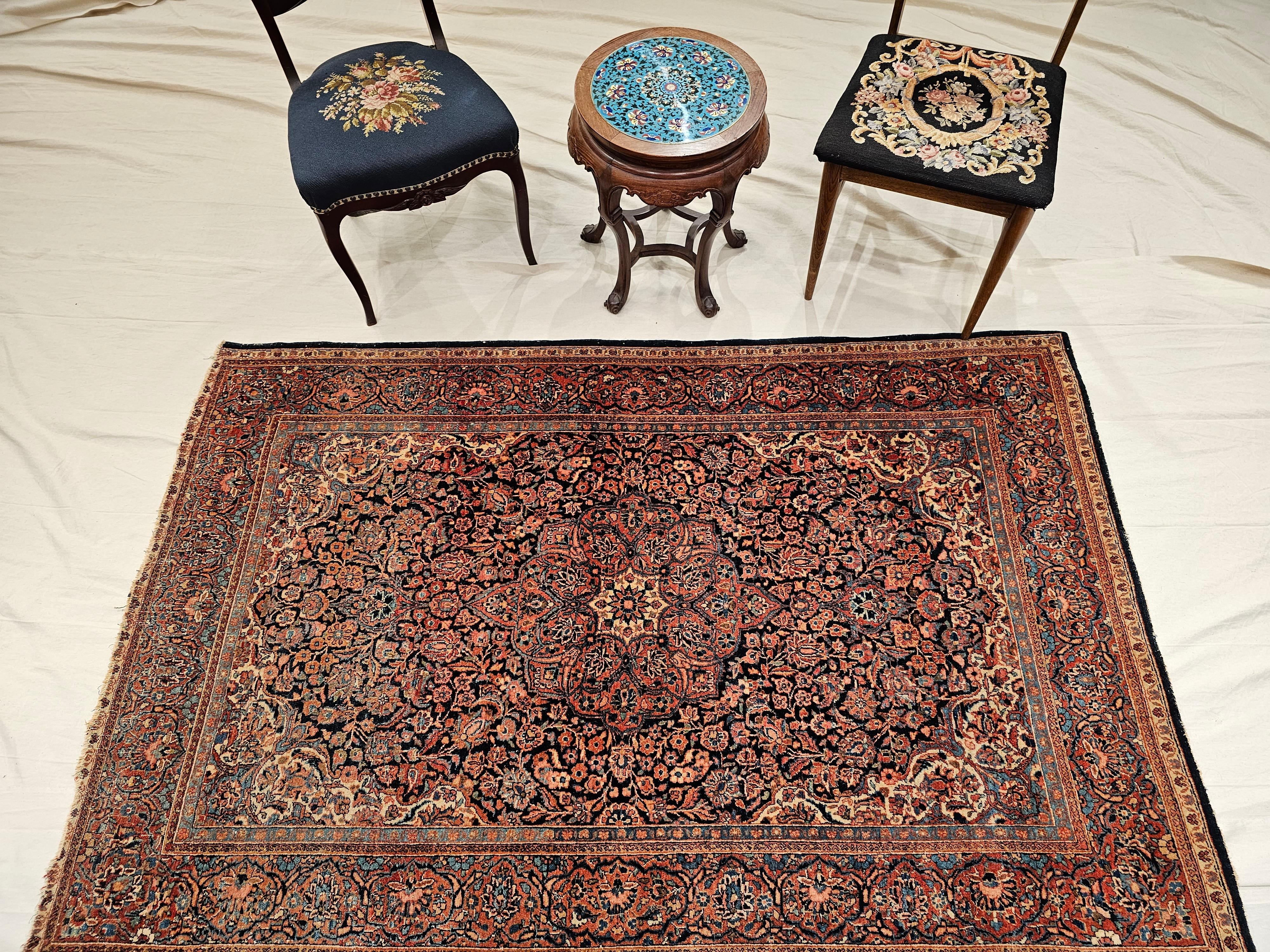 Early 1900s Persian Kashan in Floral Pattern in Navy Blue, French Blue, Red For Sale 9