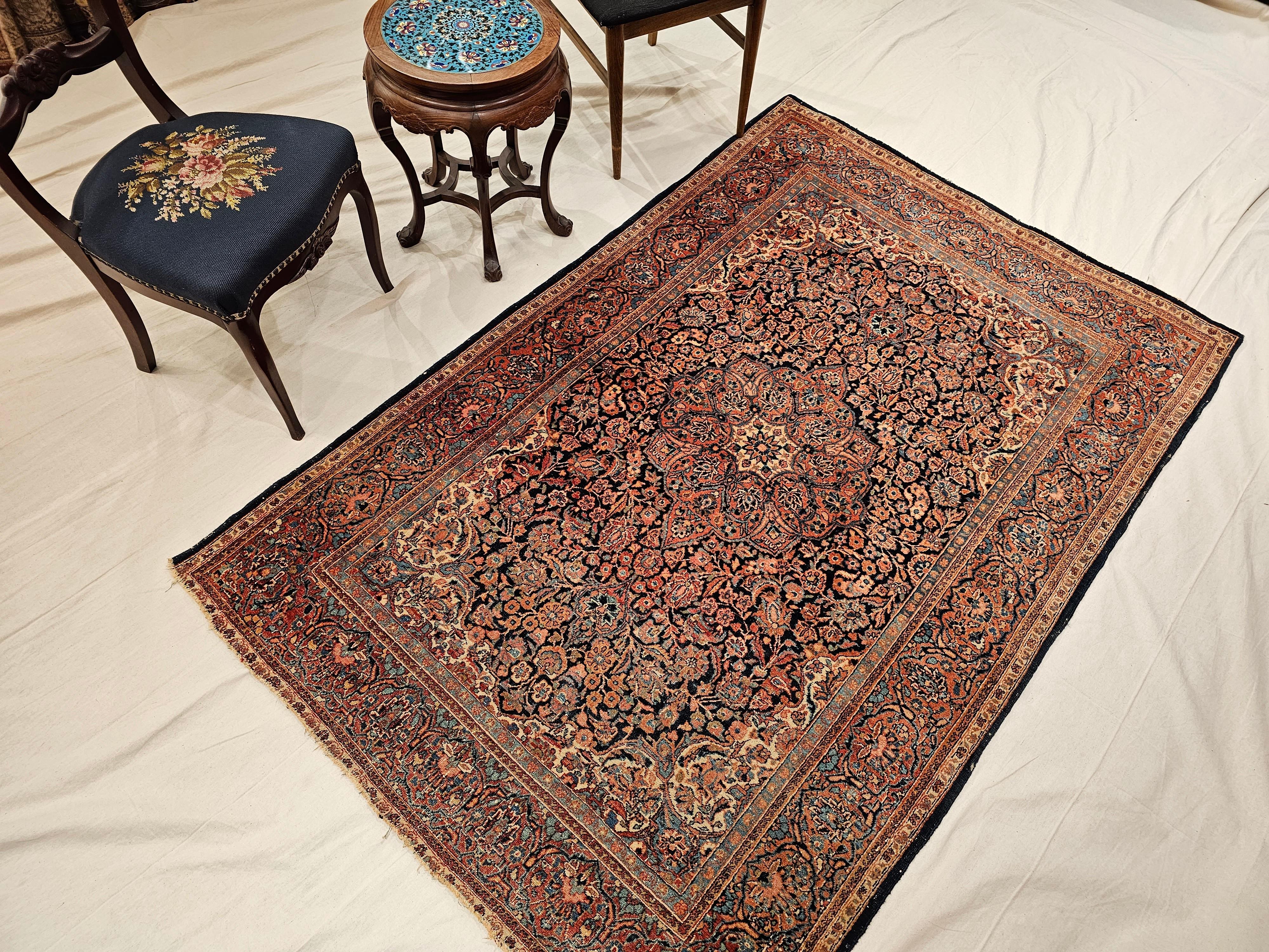 Early 1900s Persian Kashan in Floral Pattern in Navy Blue, French Blue, Red For Sale 11