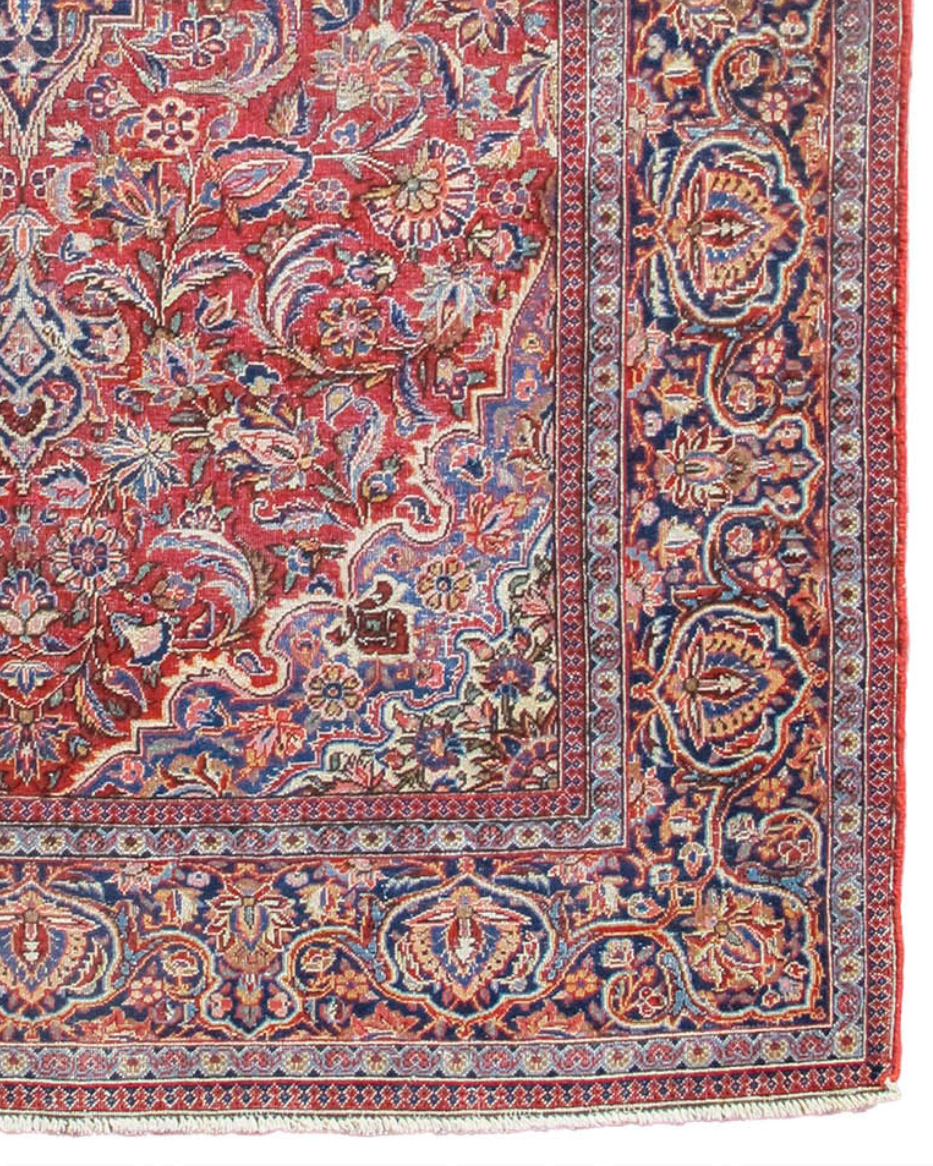 Kashan Rug, Early 20th Century In Excellent Condition For Sale In San Francisco, CA