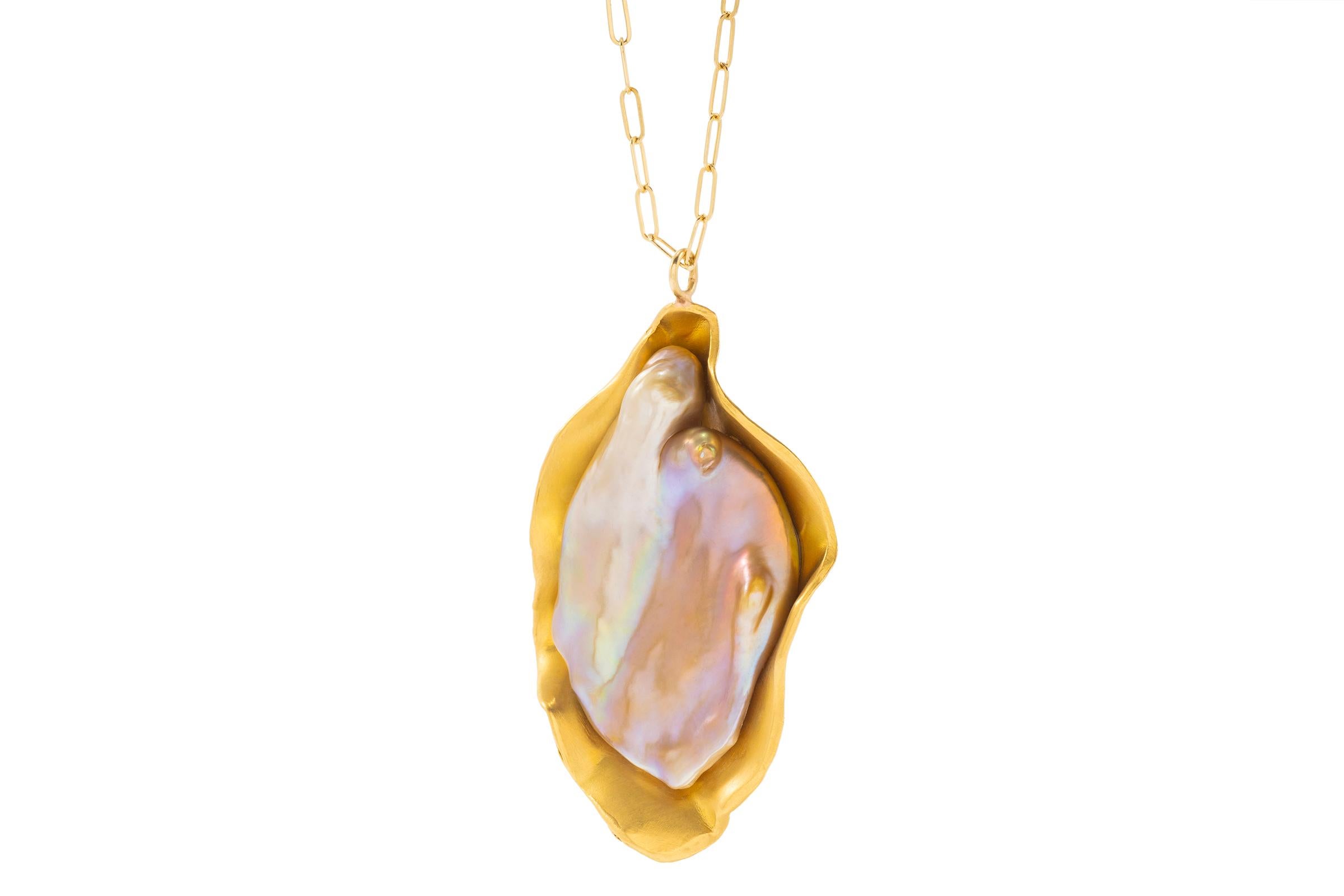 Artigiano Collana di perle Kashi incastonate in un letto d'oro 22k, Tagili in vendita