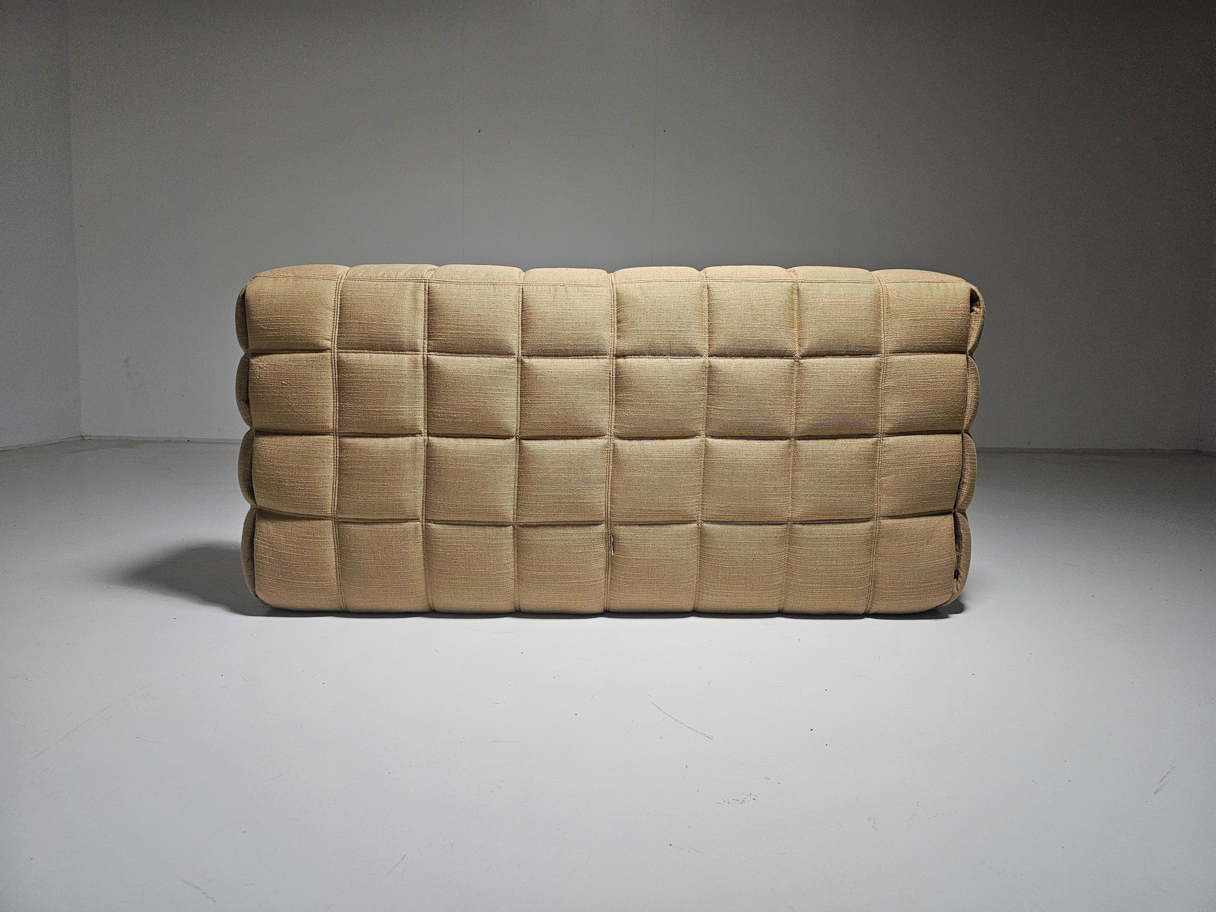 Européen Canapé 2 places Kashima en tissu sable de Michel Ducaroy pour Ligne Roset, 1970
