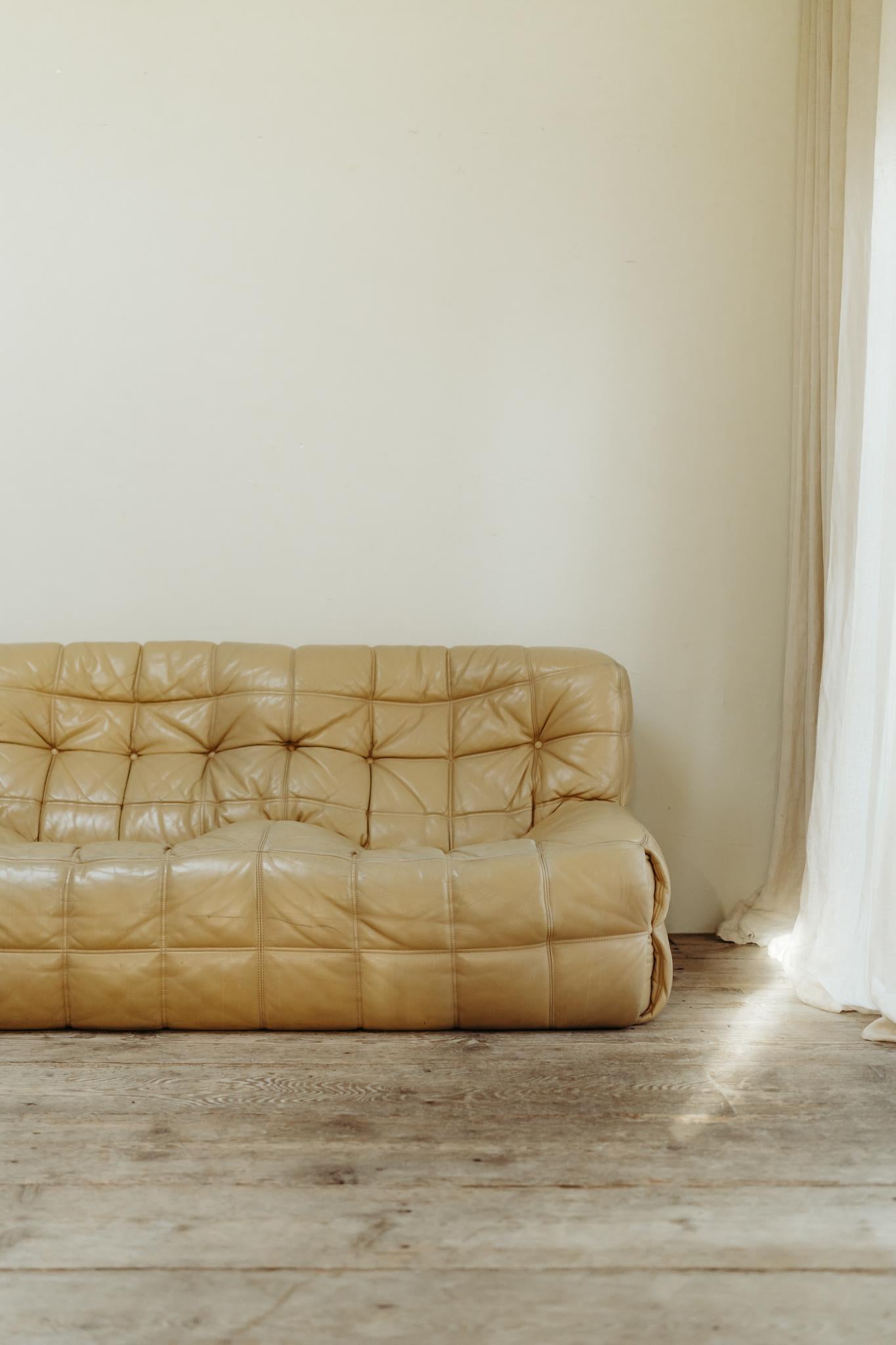 Kashima 3-Sitzer, beiges Leder von Michel Ducaroy für Ligne Roset (Französisch) im Angebot