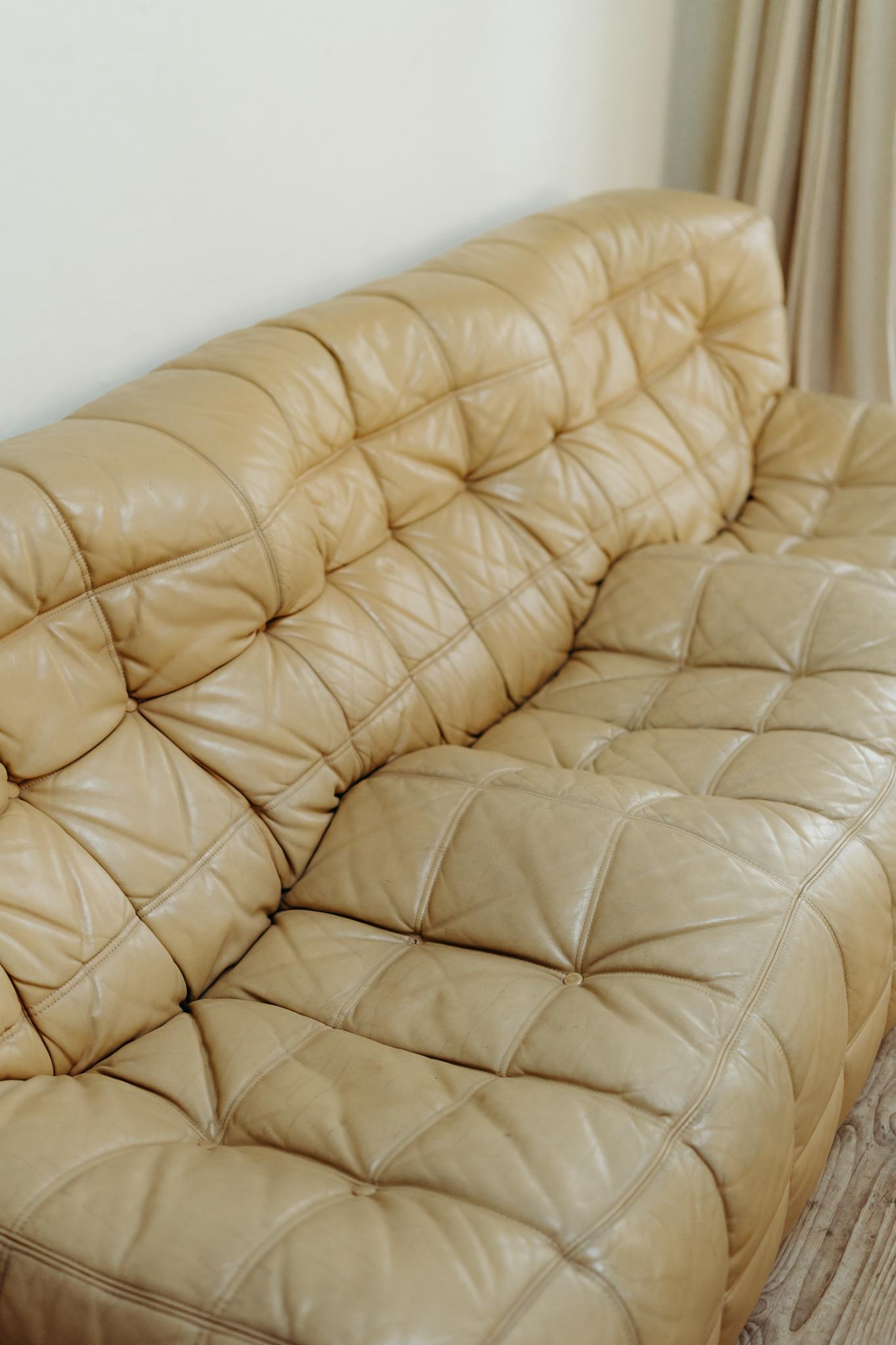 Kashima 3-Sitzer, beiges Leder von Michel Ducaroy für Ligne Roset im Angebot 3