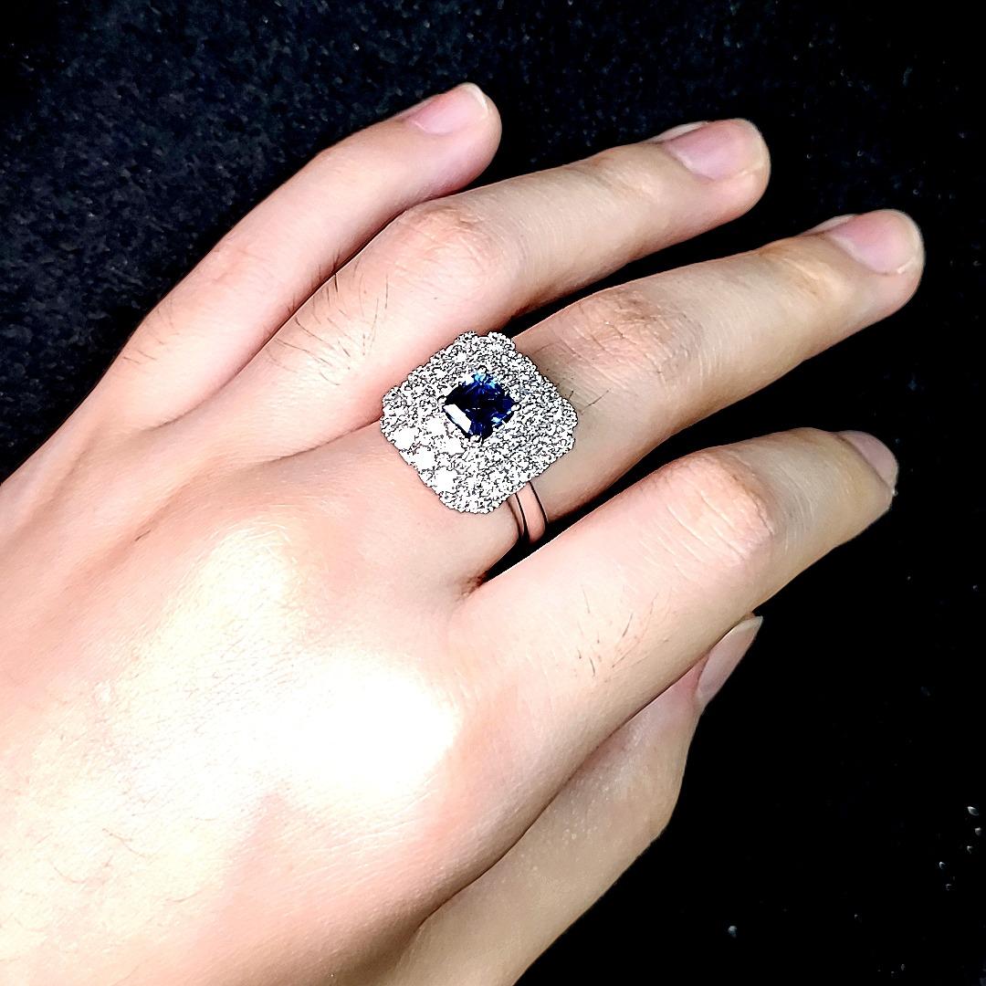Kashmir No Heat Sapphire Engagement Ring carat 1.30 with GIA certificate For Sale 1