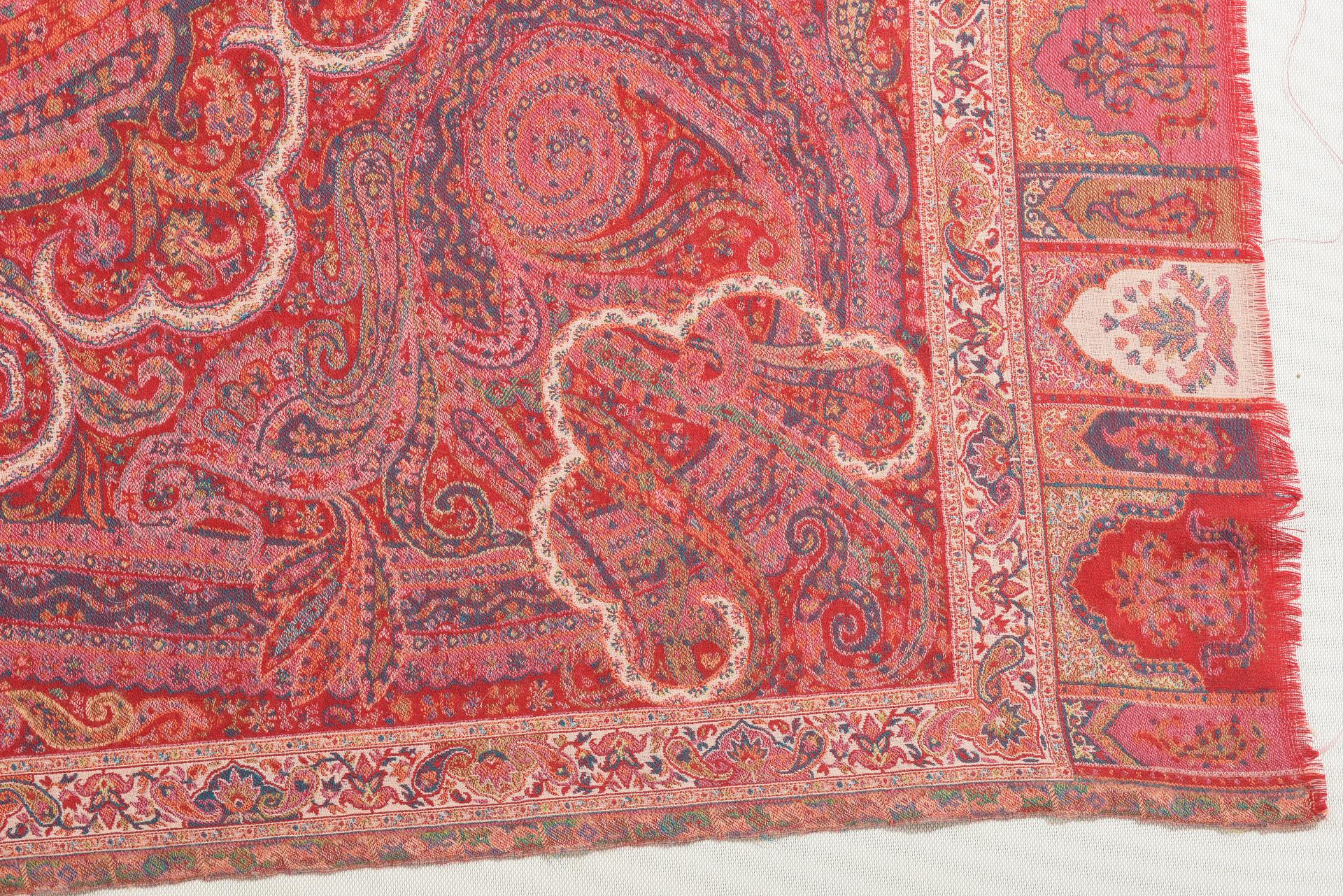 Kashmir Paisley In Excellent Condition In Alessandria, Piemonte