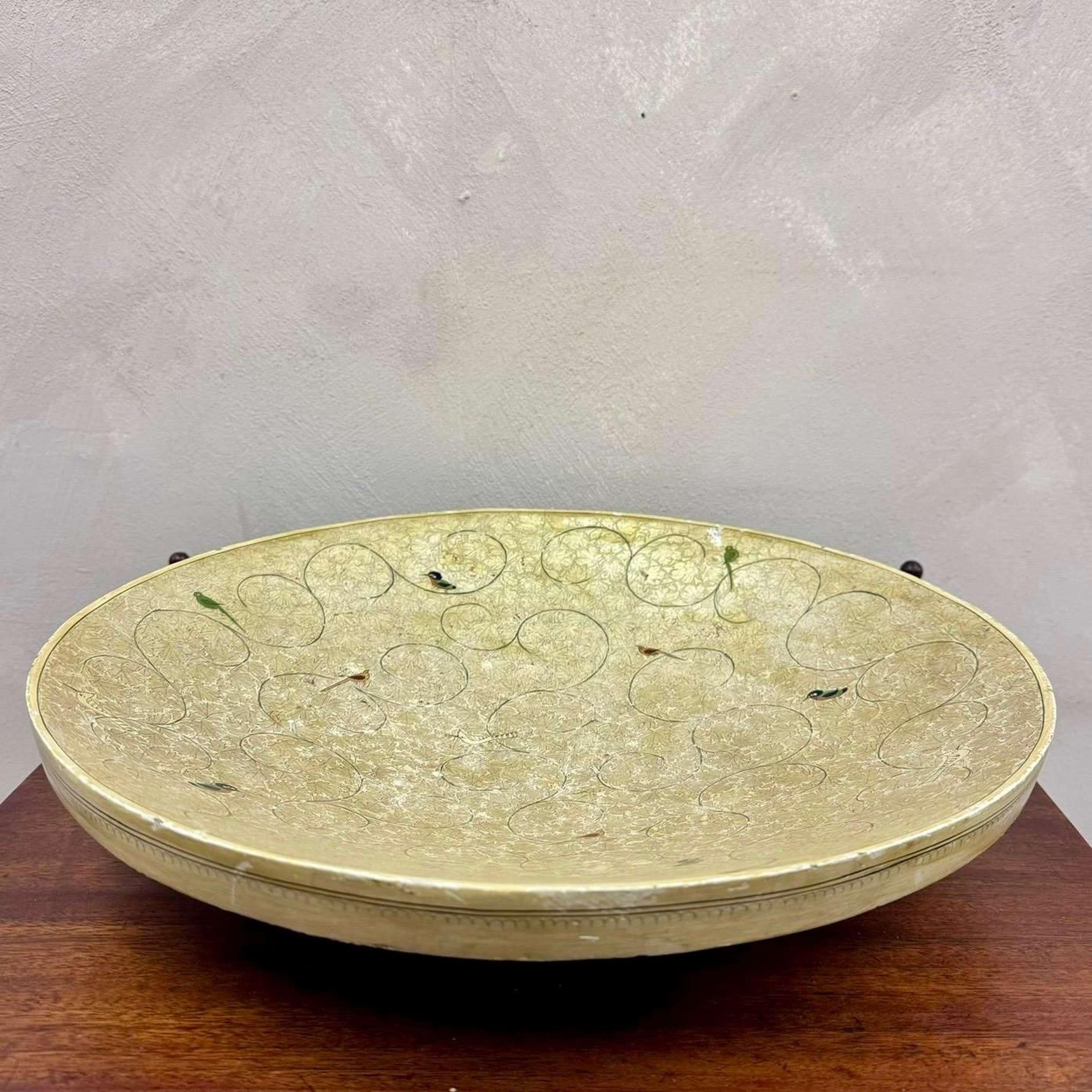 Kashmir Papier Mache Bowl In Good Condition For Sale In Southampton, GB