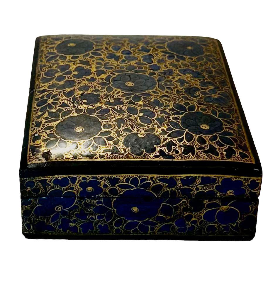 Early 20th Century Kashmir Papier-Mâché Box For Sale