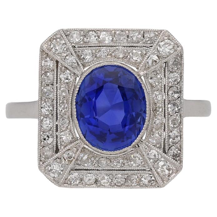 Kashmir Sapphire and Diamond Octagonal Cluster Ring, French, circa 1925 For Sale