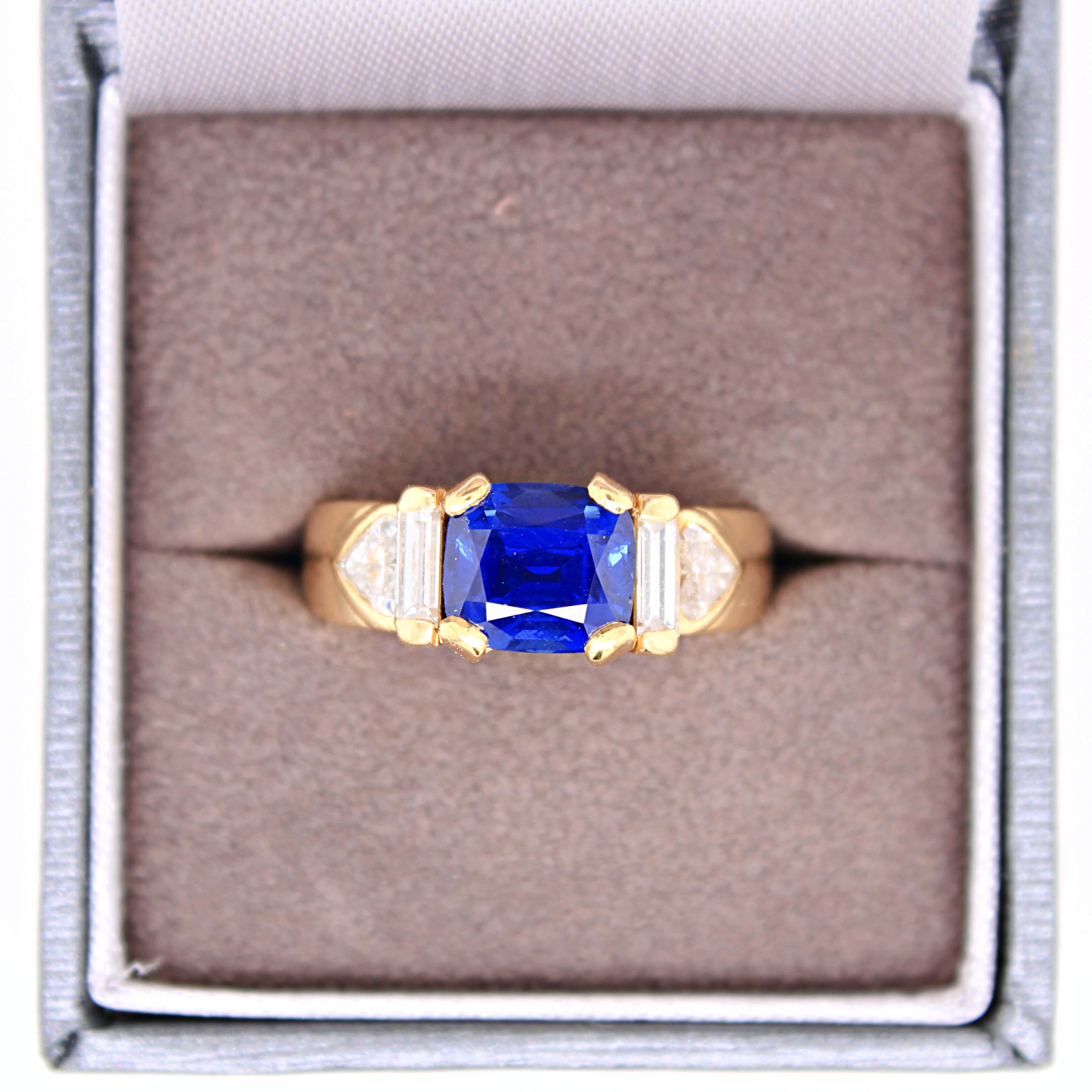 Women's Kashmir Sapphire and Diamond Ring, Kern